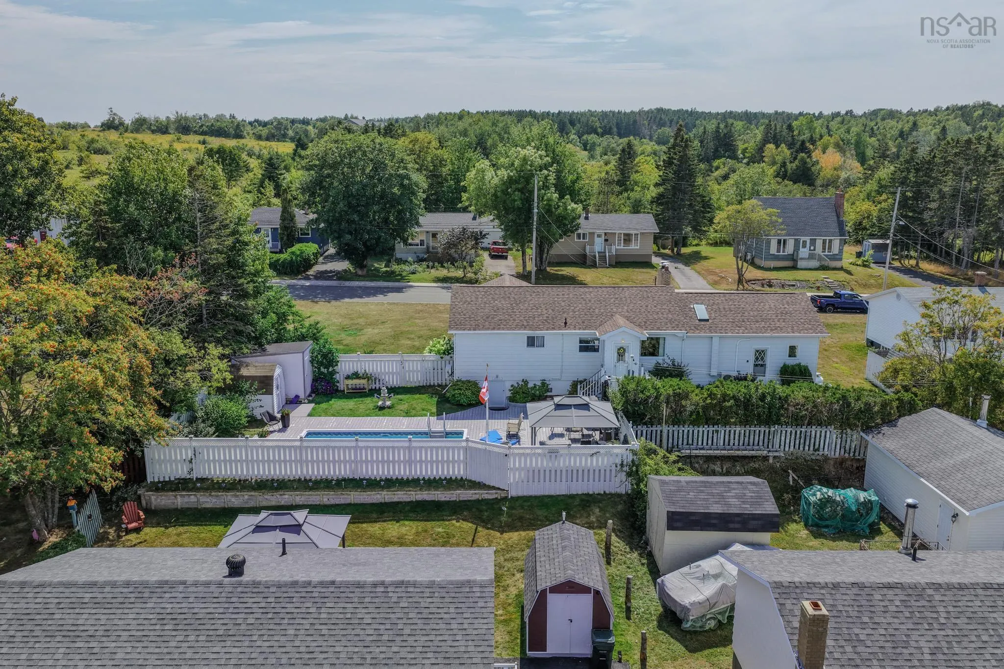 35 Campbell Street, North Sydney, NS B2A 2C6, 2 Bedrooms Bedrooms, ,2 BathroomsBathrooms,Residential,For Sale,Campbell,202521880