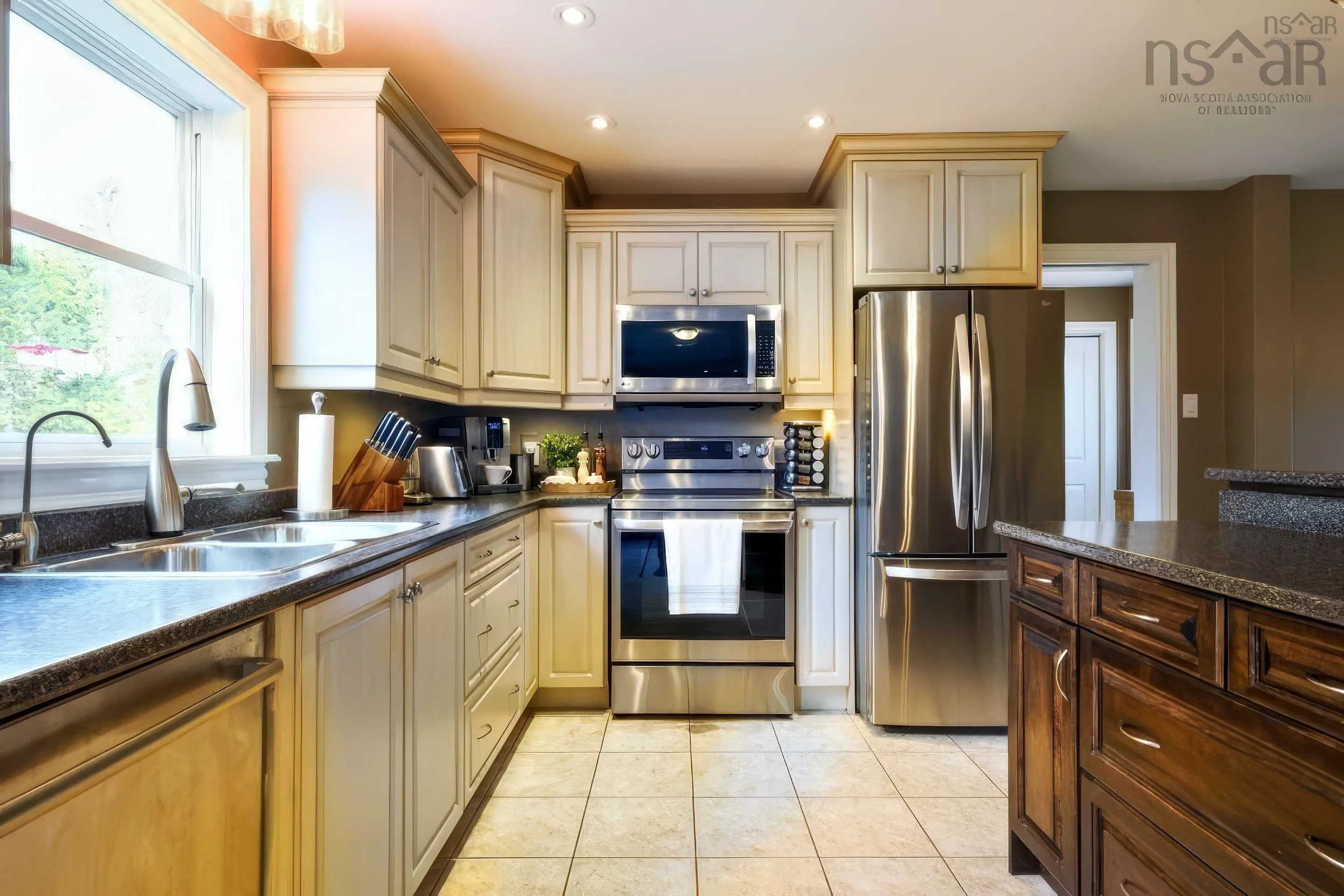 30 Pivot Lane, Hatchet Lake, NS B3T 2C8, 3 Bedrooms Bedrooms, ,3 BathroomsBathrooms,Residential,For Sale,Pivot,202513782