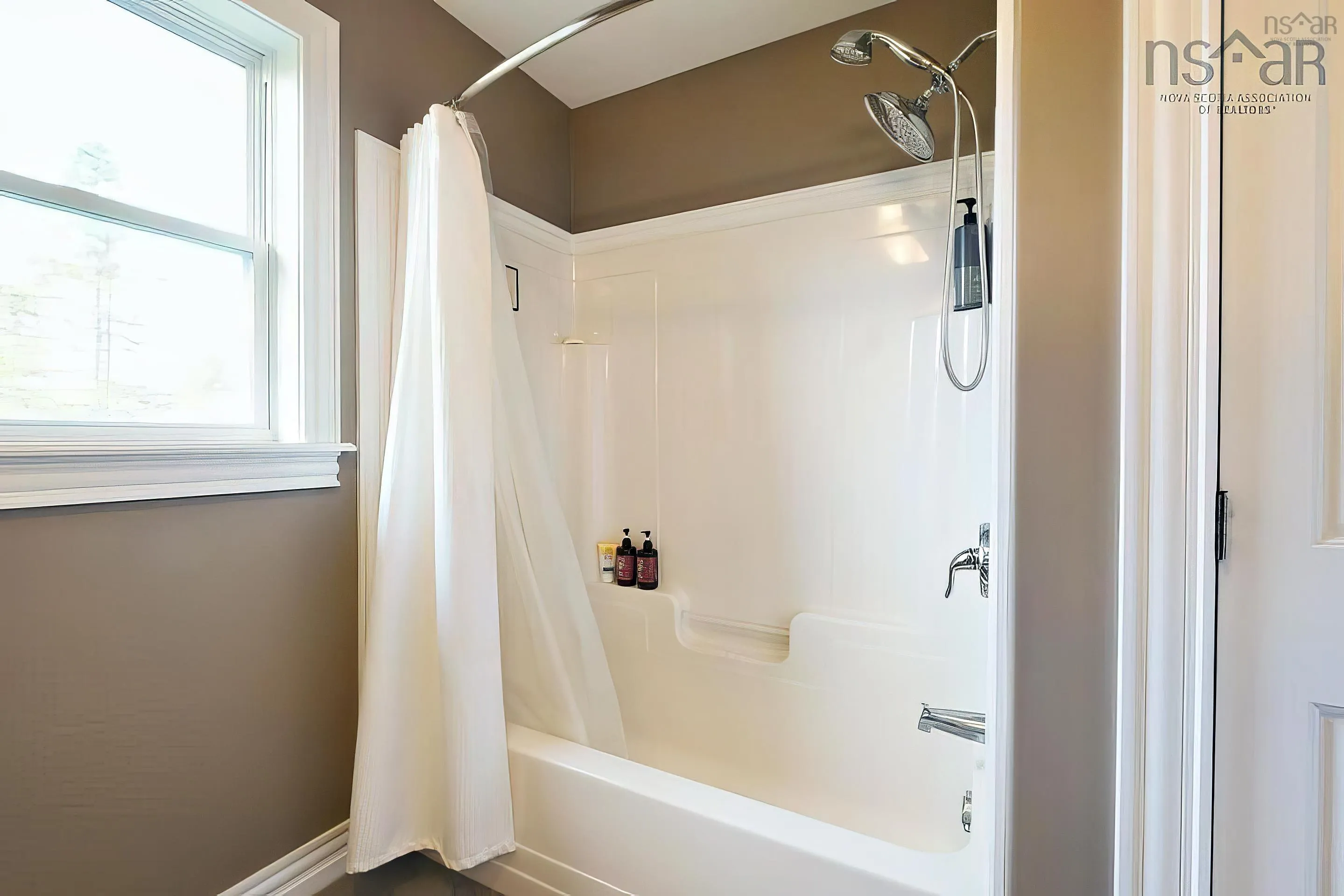 30 Pivot Lane, Hatchet Lake, NS B3T 2C8, 3 Bedrooms Bedrooms, ,3 BathroomsBathrooms,Residential,For Sale,Pivot,202513782