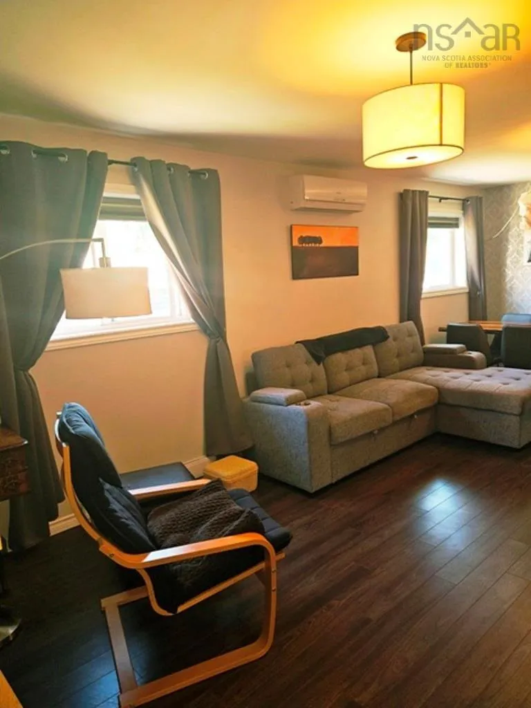 366 Whitney Avenue, Sydney, NS B1P 5A7, 2 Bedrooms Bedrooms, ,1 BathroomBathrooms,Residential,For Sale,Whitney,202521660