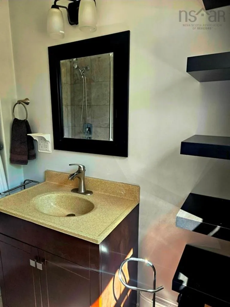 366 Whitney Avenue, Sydney, NS B1P 5A7, 2 Bedrooms Bedrooms, ,1 BathroomBathrooms,Residential,For Sale,Whitney,202521660