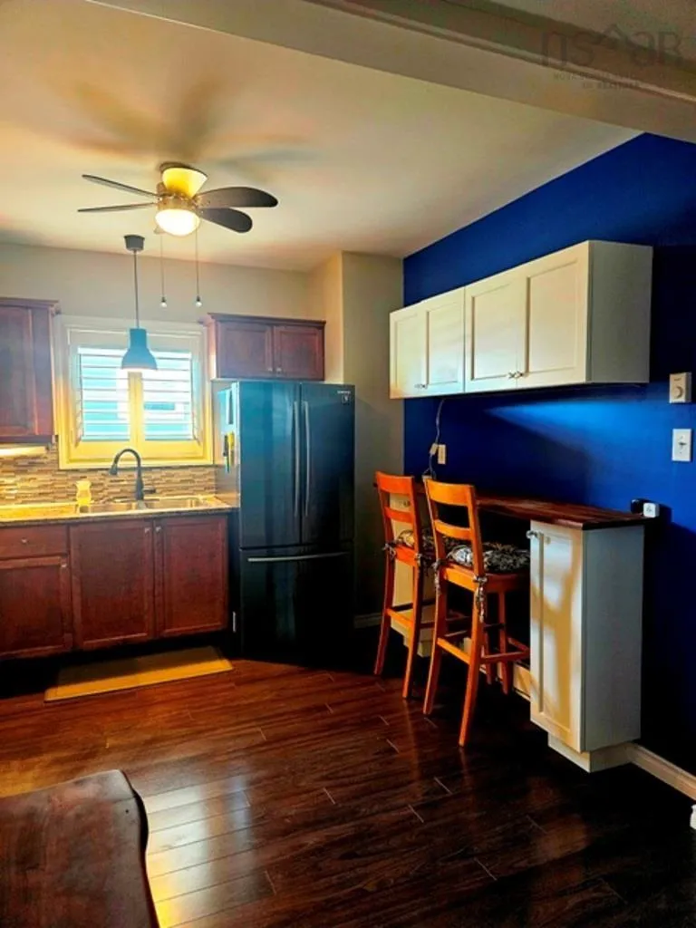 366 Whitney Avenue, Sydney, NS B1P 5A7, 2 Bedrooms Bedrooms, ,1 BathroomBathrooms,Residential,For Sale,Whitney,202521660