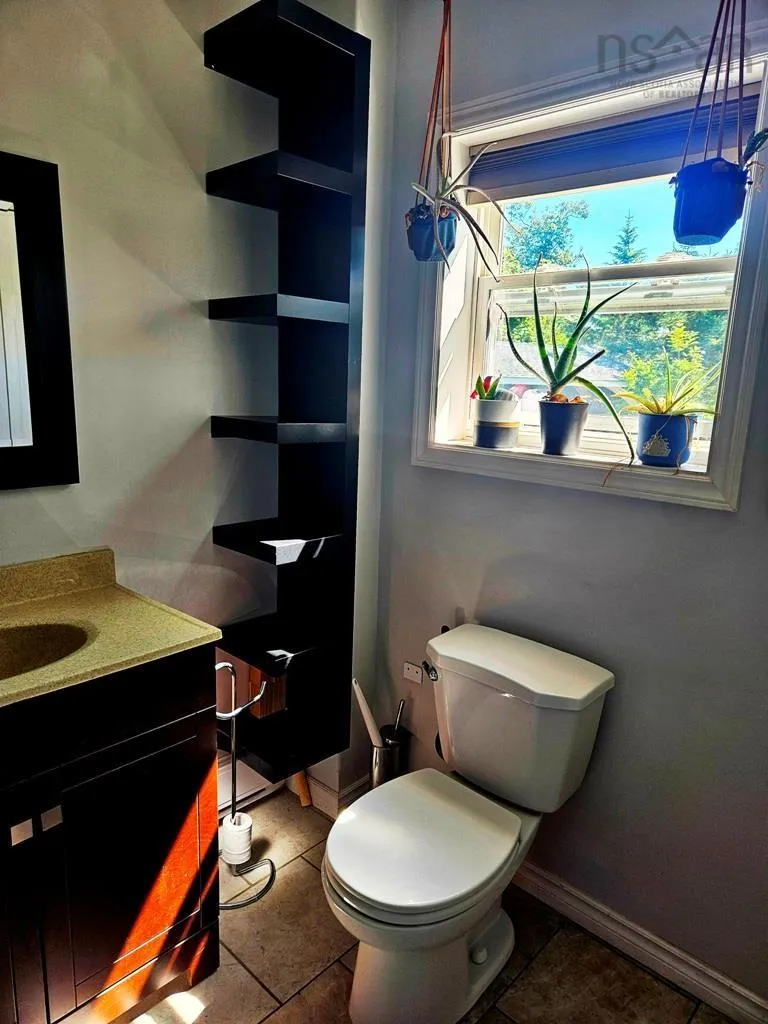 366 Whitney Avenue, Sydney, NS B1P 5A7, 2 Bedrooms Bedrooms, ,1 BathroomBathrooms,Residential,For Sale,Whitney,202521660