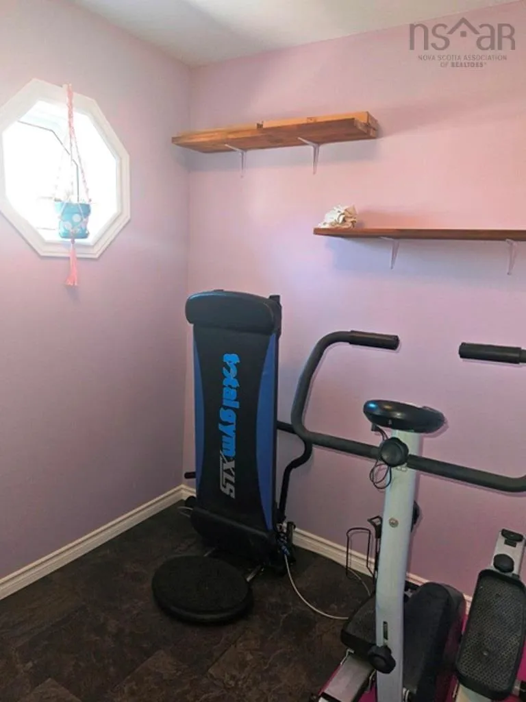 366 Whitney Avenue, Sydney, NS B1P 5A7, 2 Bedrooms Bedrooms, ,1 BathroomBathrooms,Residential,For Sale,Whitney,202521660