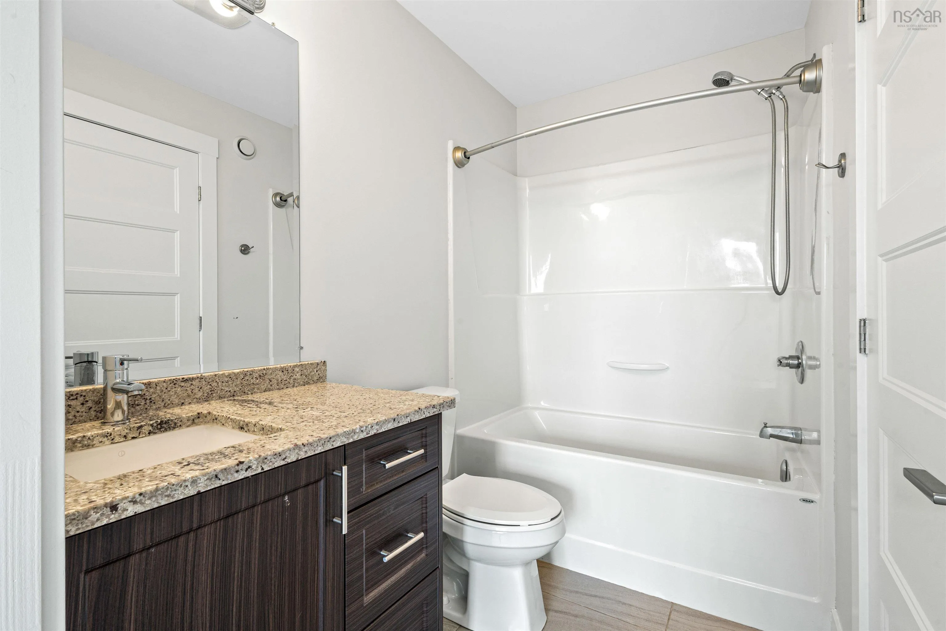 29 Fescue Court, Middle Sackville, NS B4E 0L7, 3 Bedrooms Bedrooms, ,4 BathroomsBathrooms,Residential,For Sale,Fescue,202520085