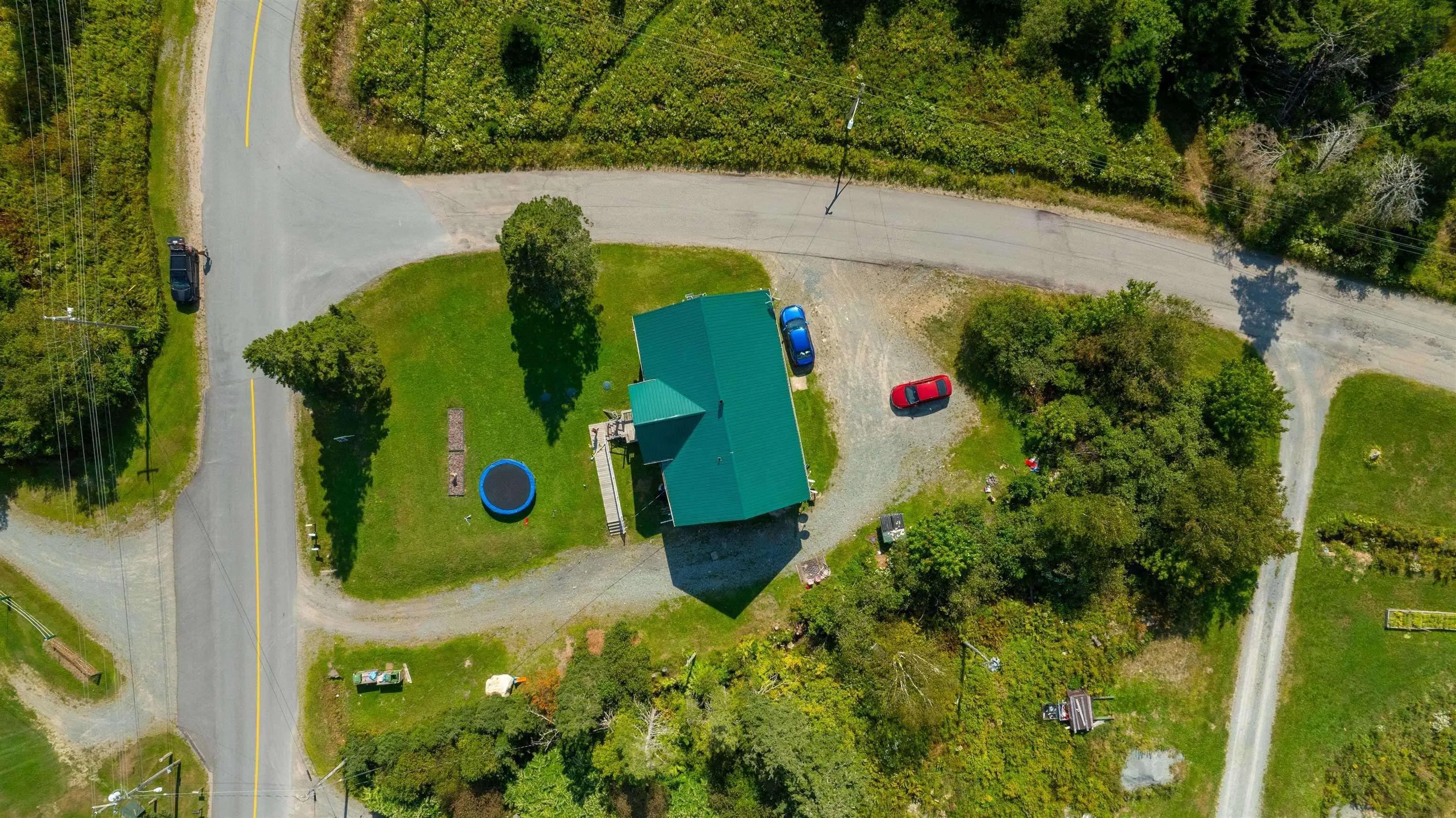 15 Pool Road, Sheet Harbour Ns B0j 3b0, 4 Bedrooms Bedrooms, ,Residential Income,For Sale,Pool,202505916