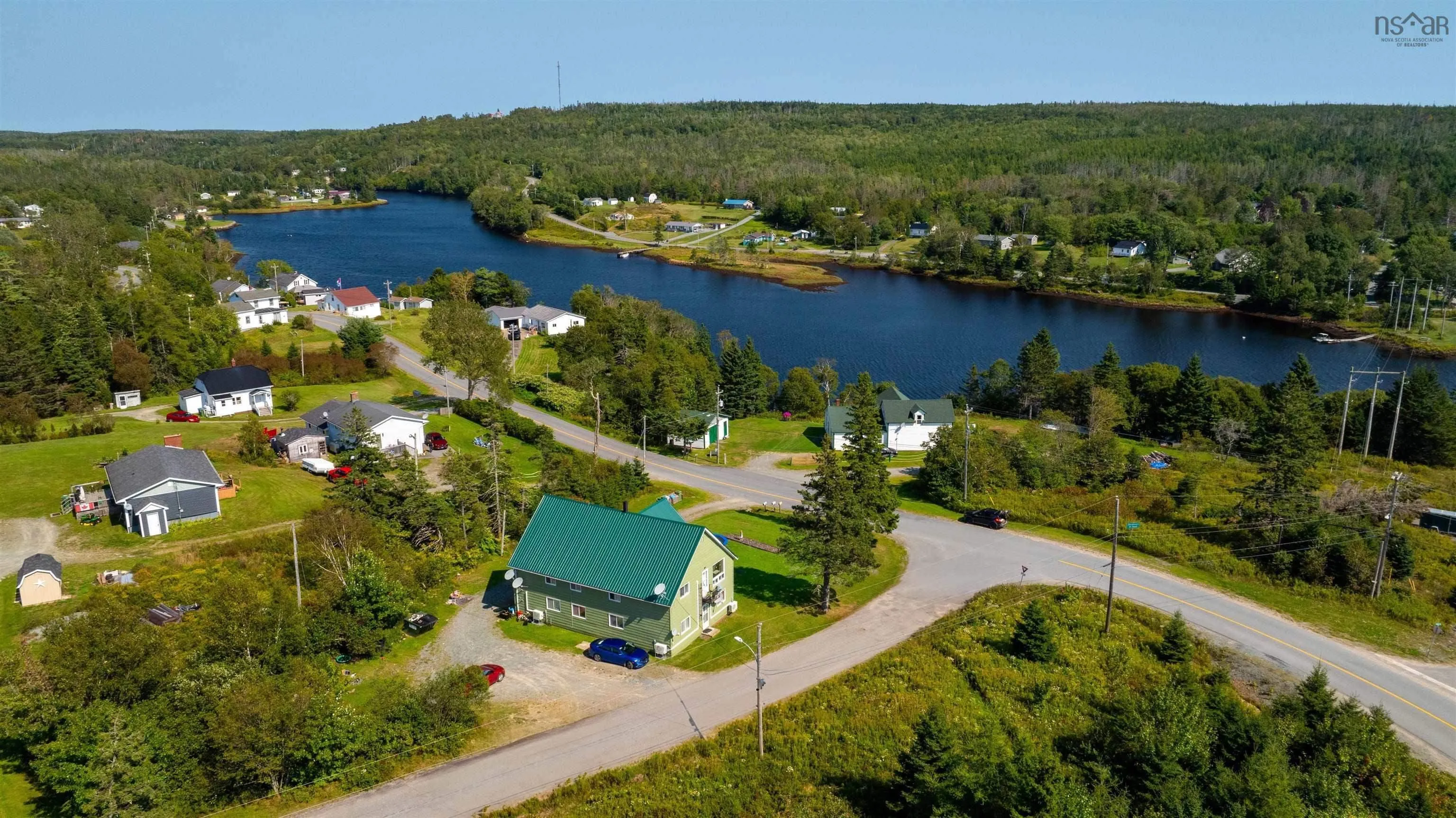 15 Pool Road, Sheet Harbour Ns B0j 3b0, 4 Bedrooms Bedrooms, ,Residential Income,For Sale,Pool,202505916
