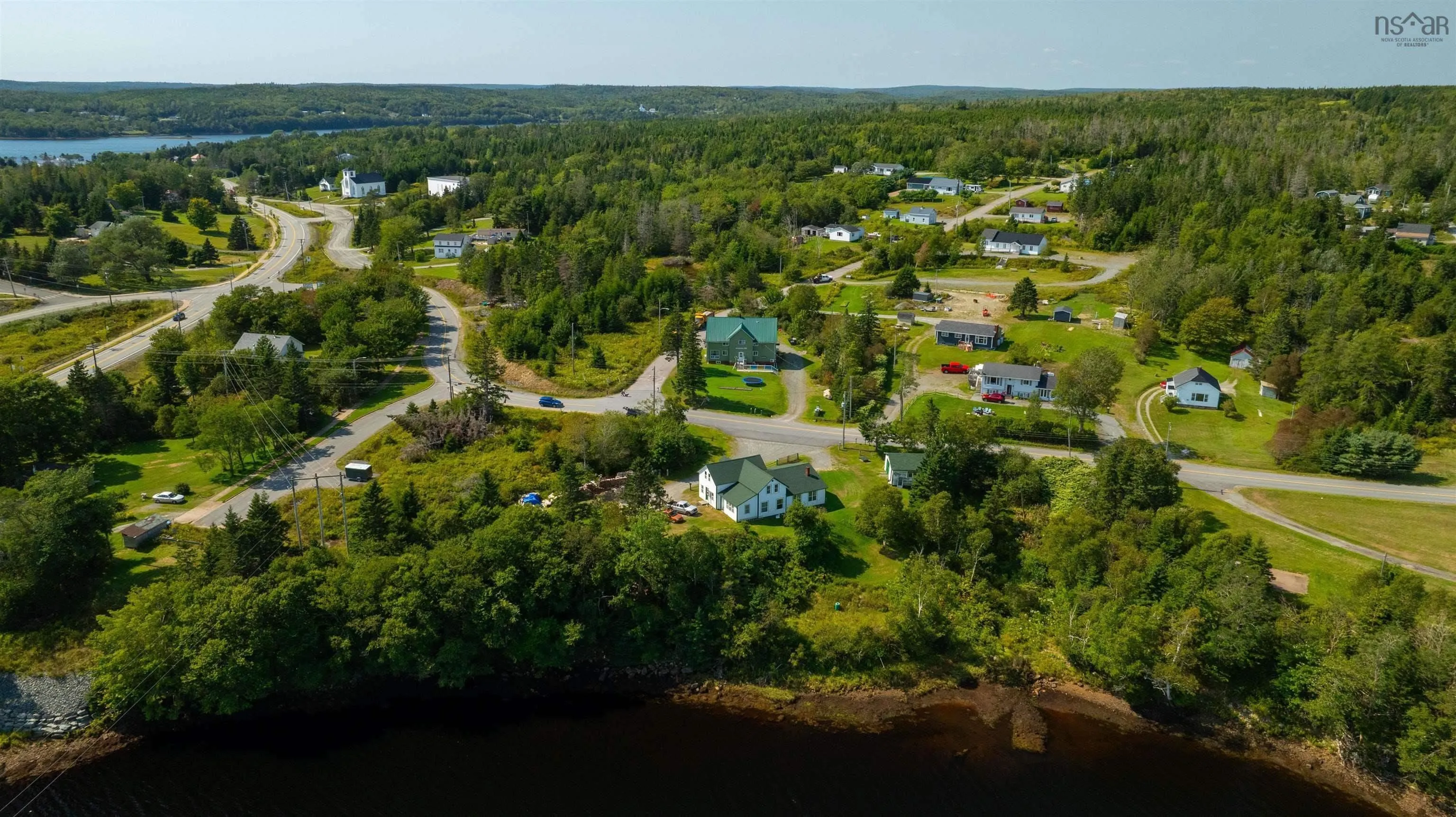 15 Pool Road, Sheet Harbour Ns B0j 3b0, 4 Bedrooms Bedrooms, ,Residential Income,For Sale,Pool,202505916
