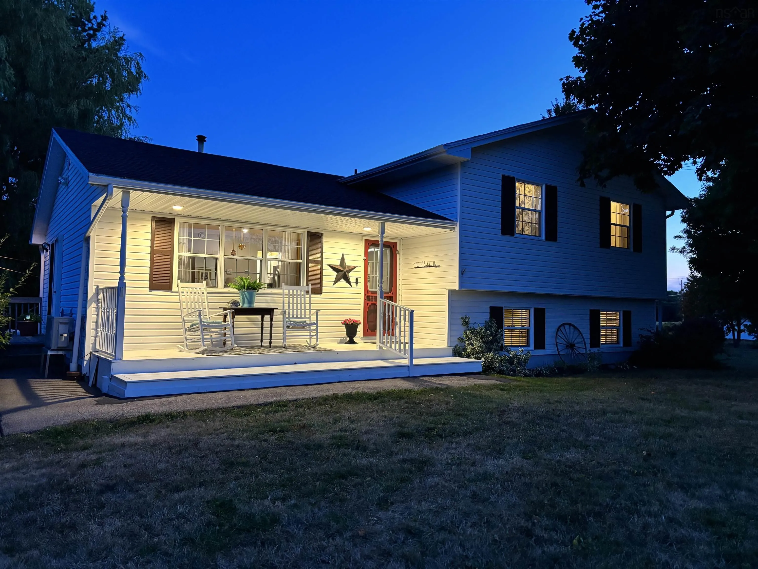 315 Falmouth Back Road, Falmouth, NS B0P 1P0, 4 Bedrooms Bedrooms, ,3 BathroomsBathrooms,Residential,For Sale,Falmouth Back,202522504