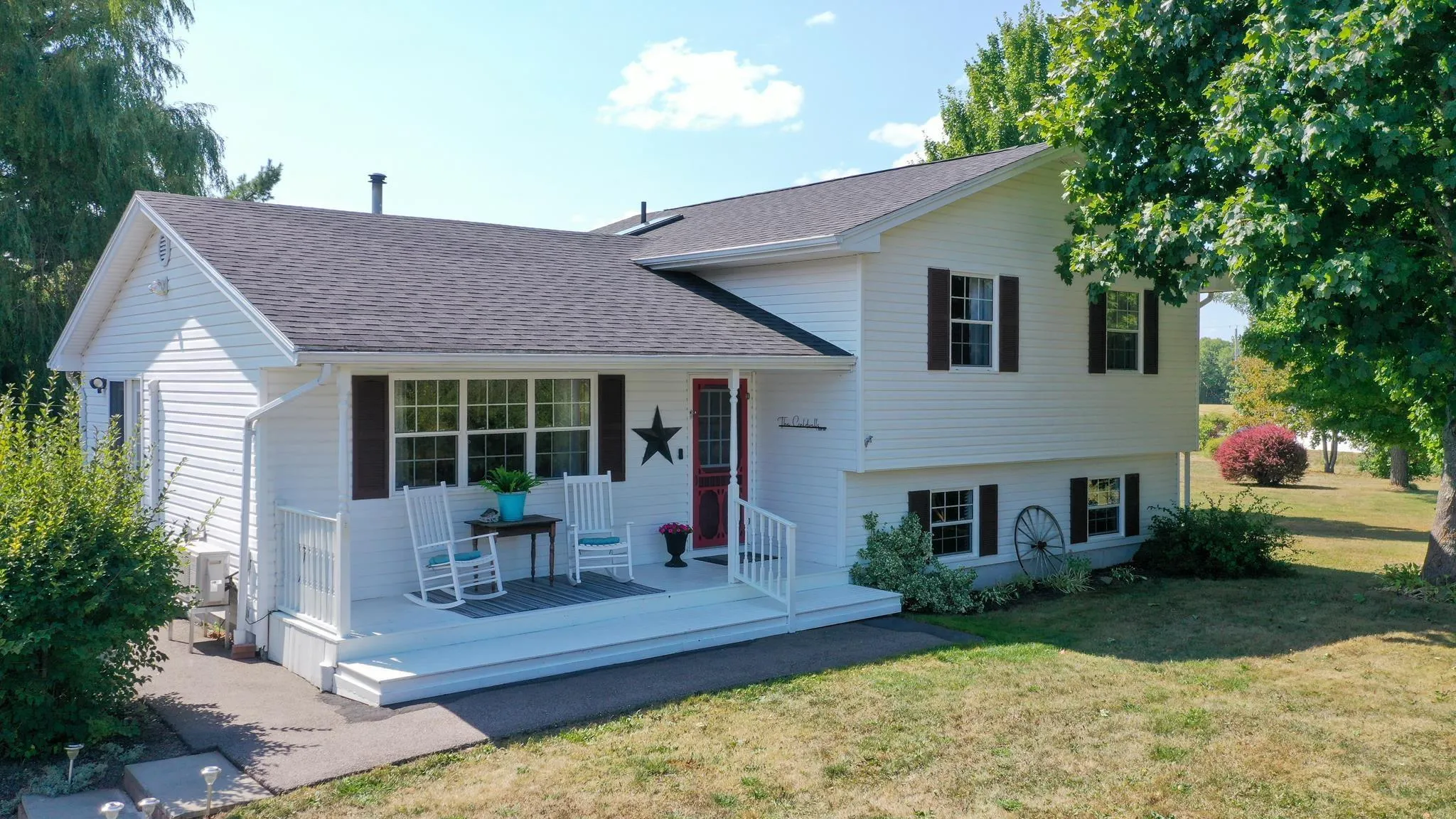 315 Falmouth Back Road, Falmouth, NS B0P 1P0, 4 Bedrooms Bedrooms, ,3 BathroomsBathrooms,Residential,For Sale,Falmouth Back,202522504