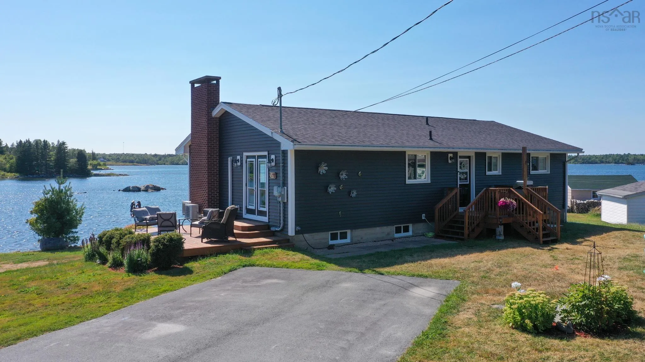 31 Medway Street, Port Medway, NS B0J 2T0, 3 Bedrooms Bedrooms, ,2 BathroomsBathrooms,Residential,For Sale,Medway,202520716