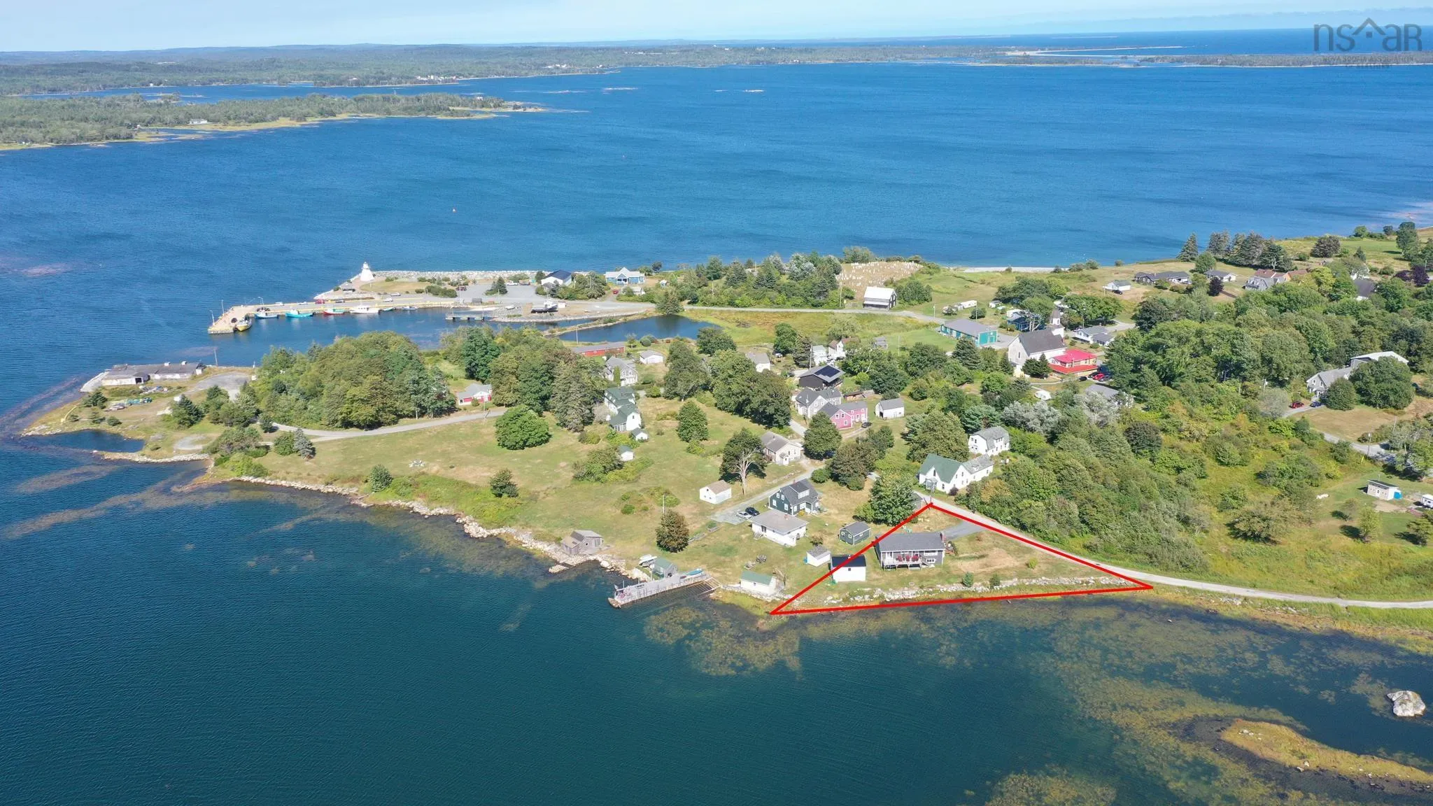 31 Medway Street, Port Medway, NS B0J 2T0, 3 Bedrooms Bedrooms, ,2 BathroomsBathrooms,Residential,For Sale,Medway,202520716