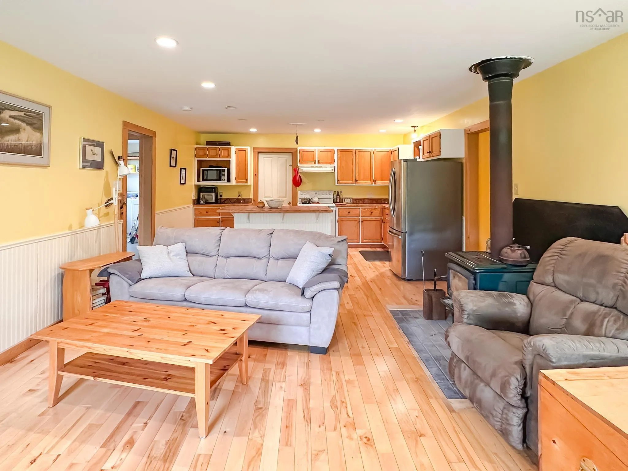 124 West Black Rock Road, West Black Rock, NS B0P 1V0, 5 Bedrooms Bedrooms, ,2 BathroomsBathrooms,Residential,For Sale,West Black Rock,202511796