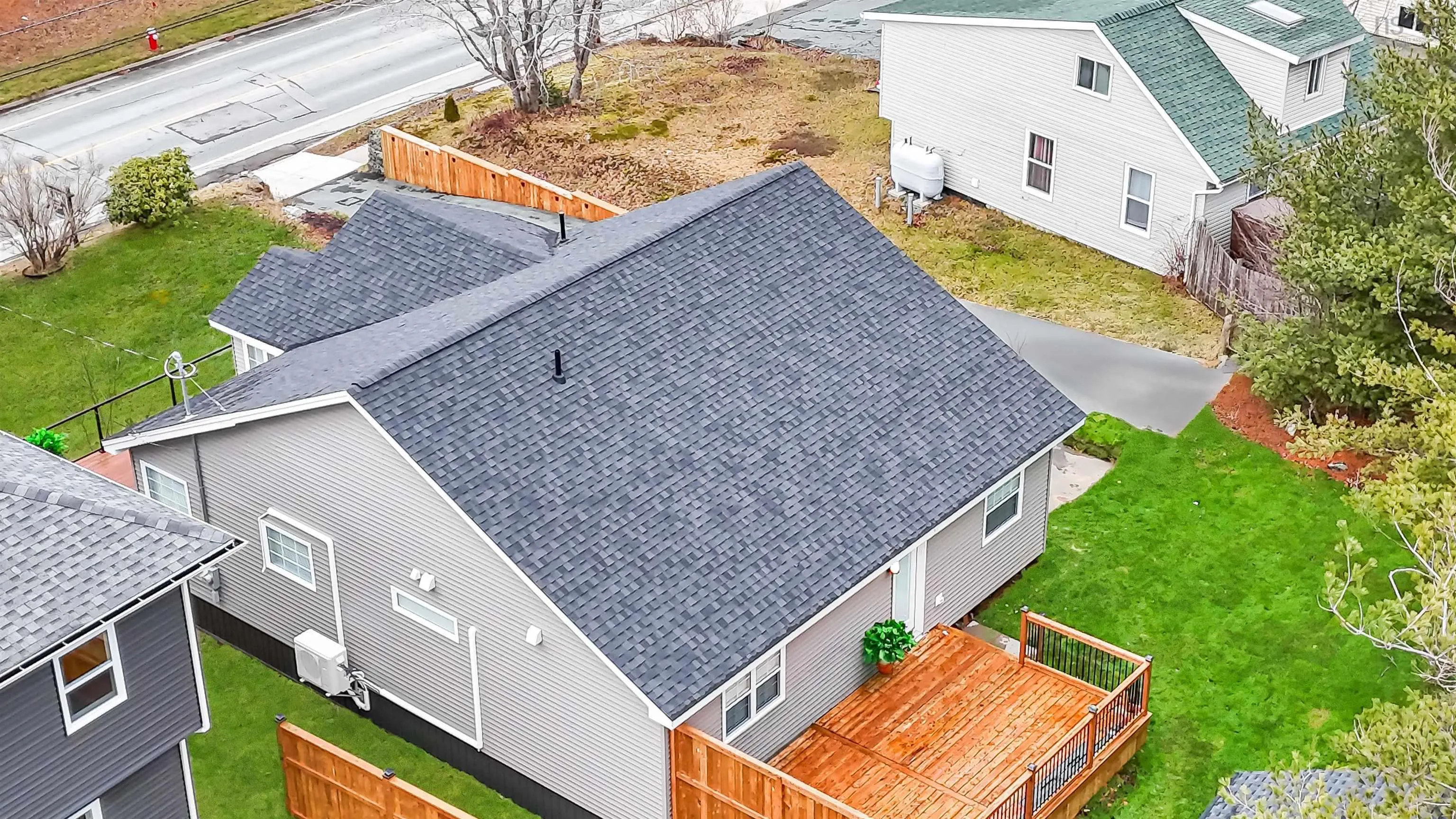 704 Waverley Road, Dartmouth, NS B2X 2G4, 3 Bedrooms Bedrooms, ,2 BathroomsBathrooms,Residential,For Sale,Waverley,202520867