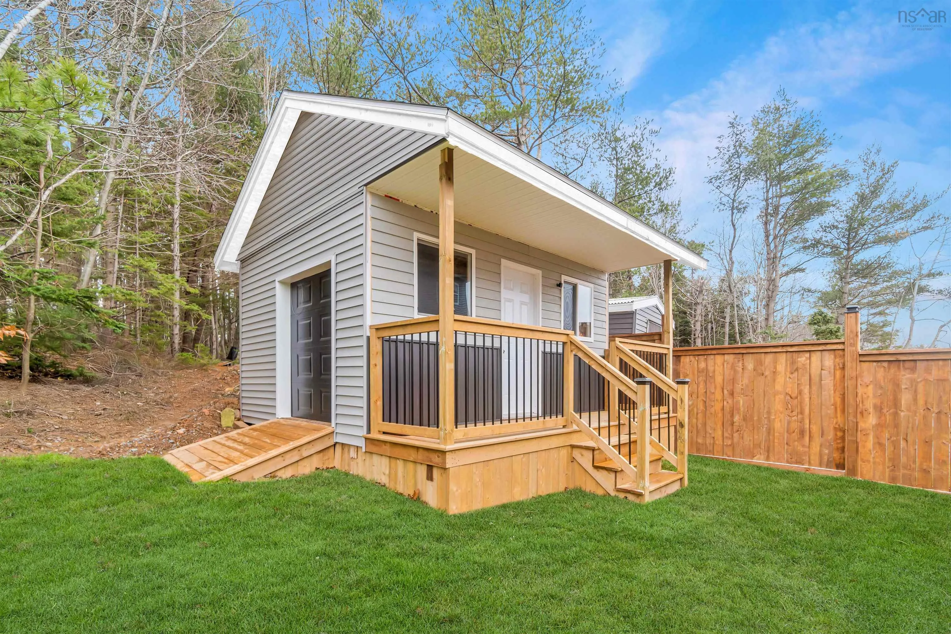 704 Waverley Road, Dartmouth, NS B2X 2G4, 3 Bedrooms Bedrooms, ,2 BathroomsBathrooms,Residential,For Sale,Waverley,202520867