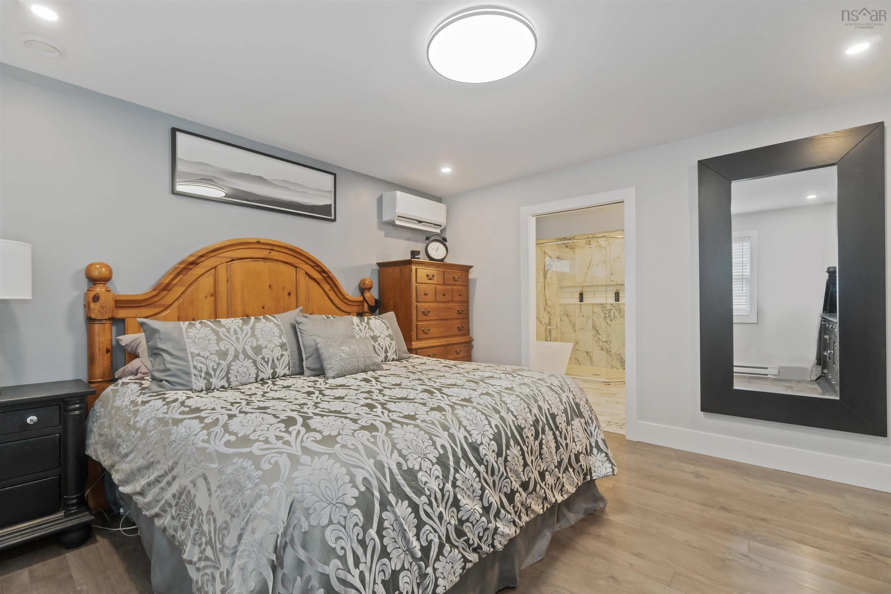 704 Waverley Road, Dartmouth, NS B2X 2G4, 3 Bedrooms Bedrooms, ,2 BathroomsBathrooms,Residential,For Sale,Waverley,202520867