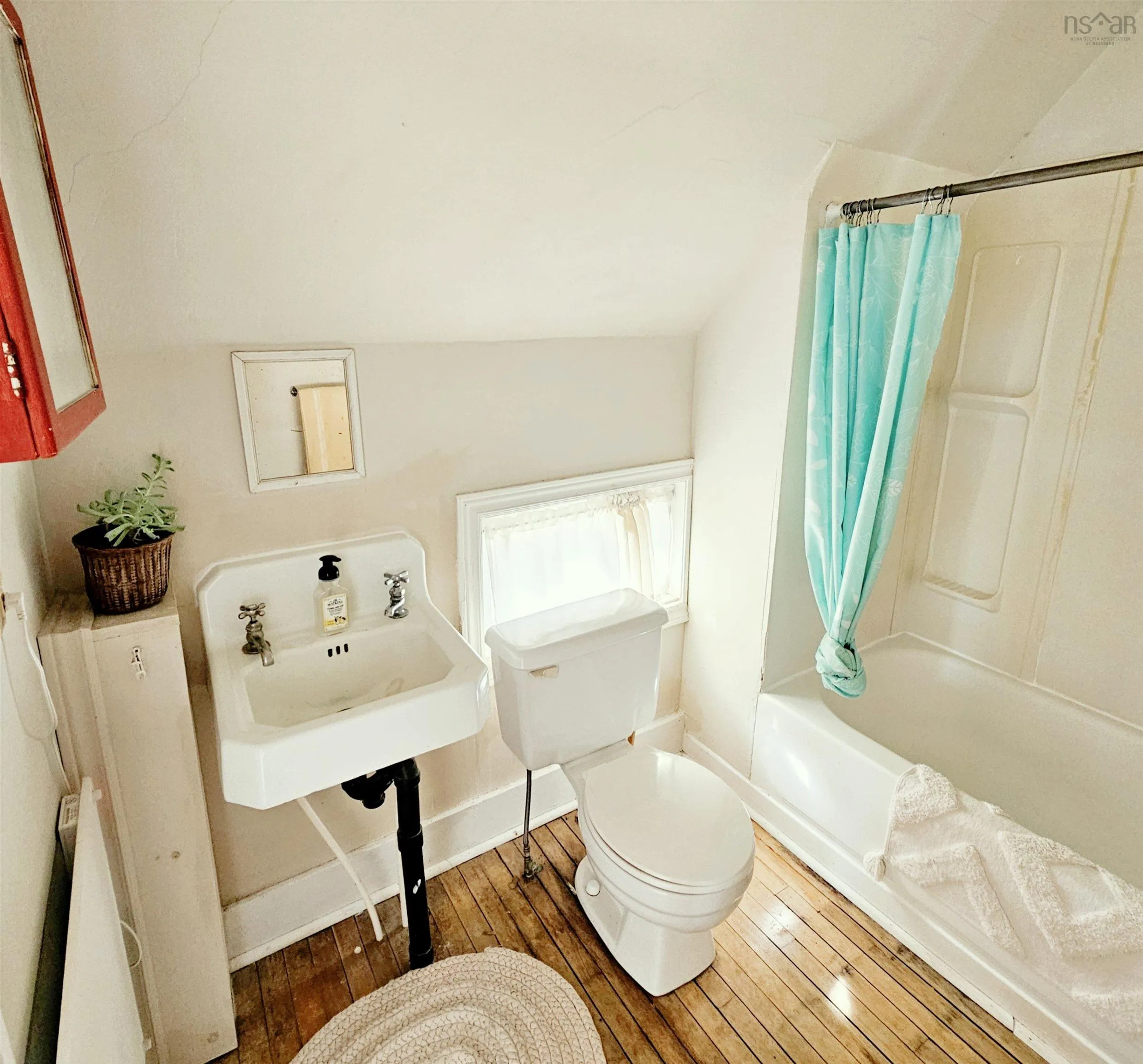 212 Brook Road, Port Greville Ns B0m 1t0, 3 Bedrooms Bedrooms, ,2 BathroomsBathrooms,Residential,For Sale,Brook,202507868