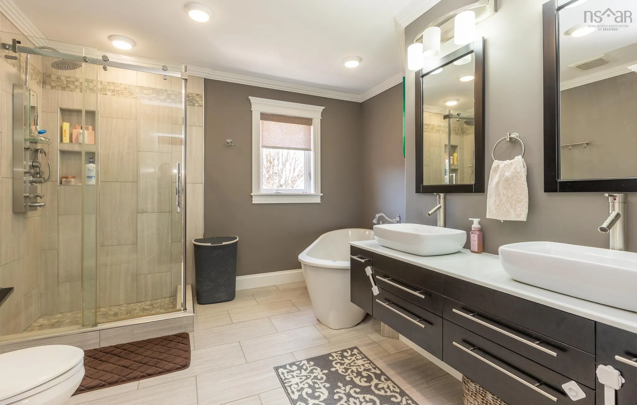 180 John Thibodeau Road, Meteghan Centre Ns B0w 2k0, 4 Bedrooms Bedrooms, ,3 BathroomsBathrooms,Residential,For Sale,John Thibodeau,202509084