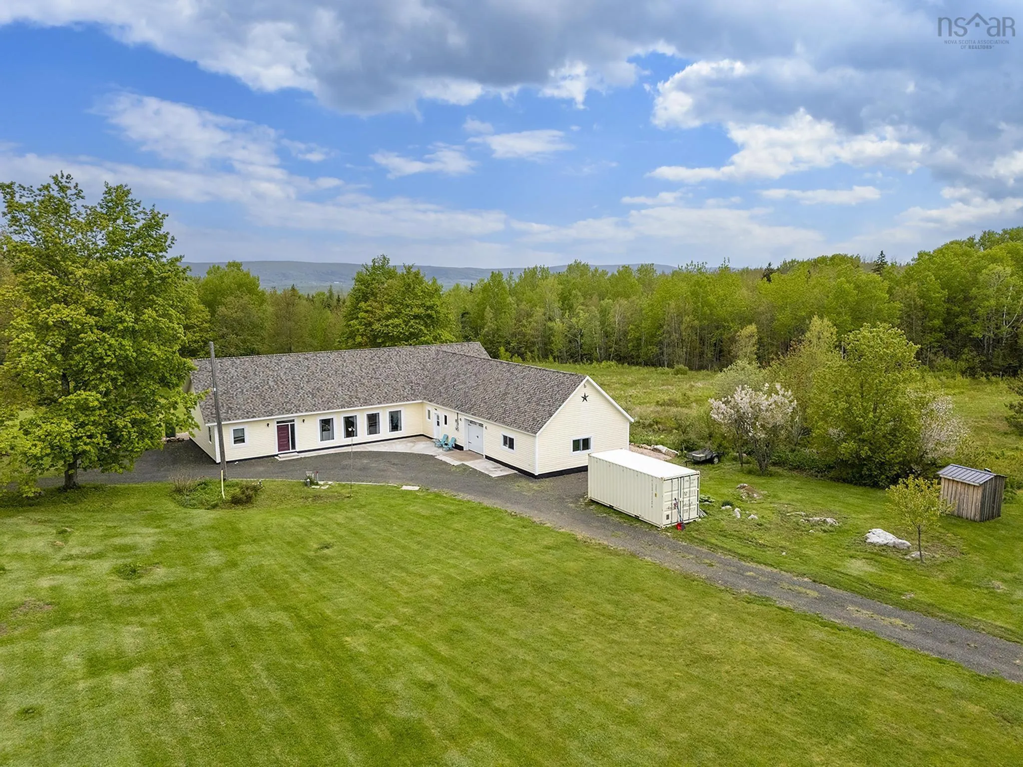 237 Inglisville Road, West Inglisville, NS B0S 1M0, 3 Bedrooms Bedrooms, ,2 BathroomsBathrooms,Residential,For Sale,Inglisville Road,202517520
