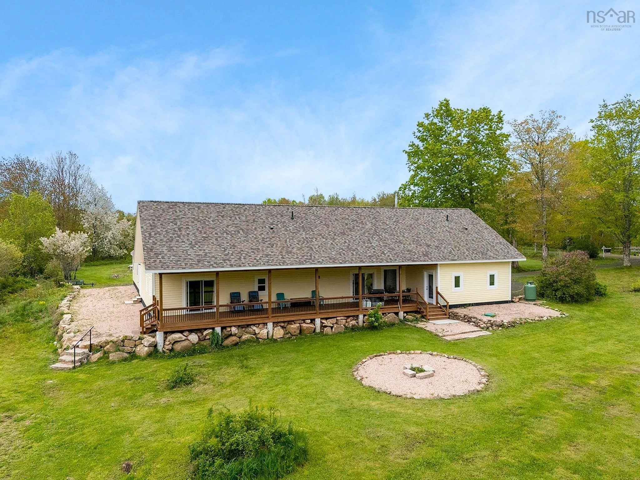 237 Inglisville Road, West Inglisville, NS B0S 1M0, 3 Bedrooms Bedrooms, ,2 BathroomsBathrooms,Residential,For Sale,Inglisville Road,202517520
