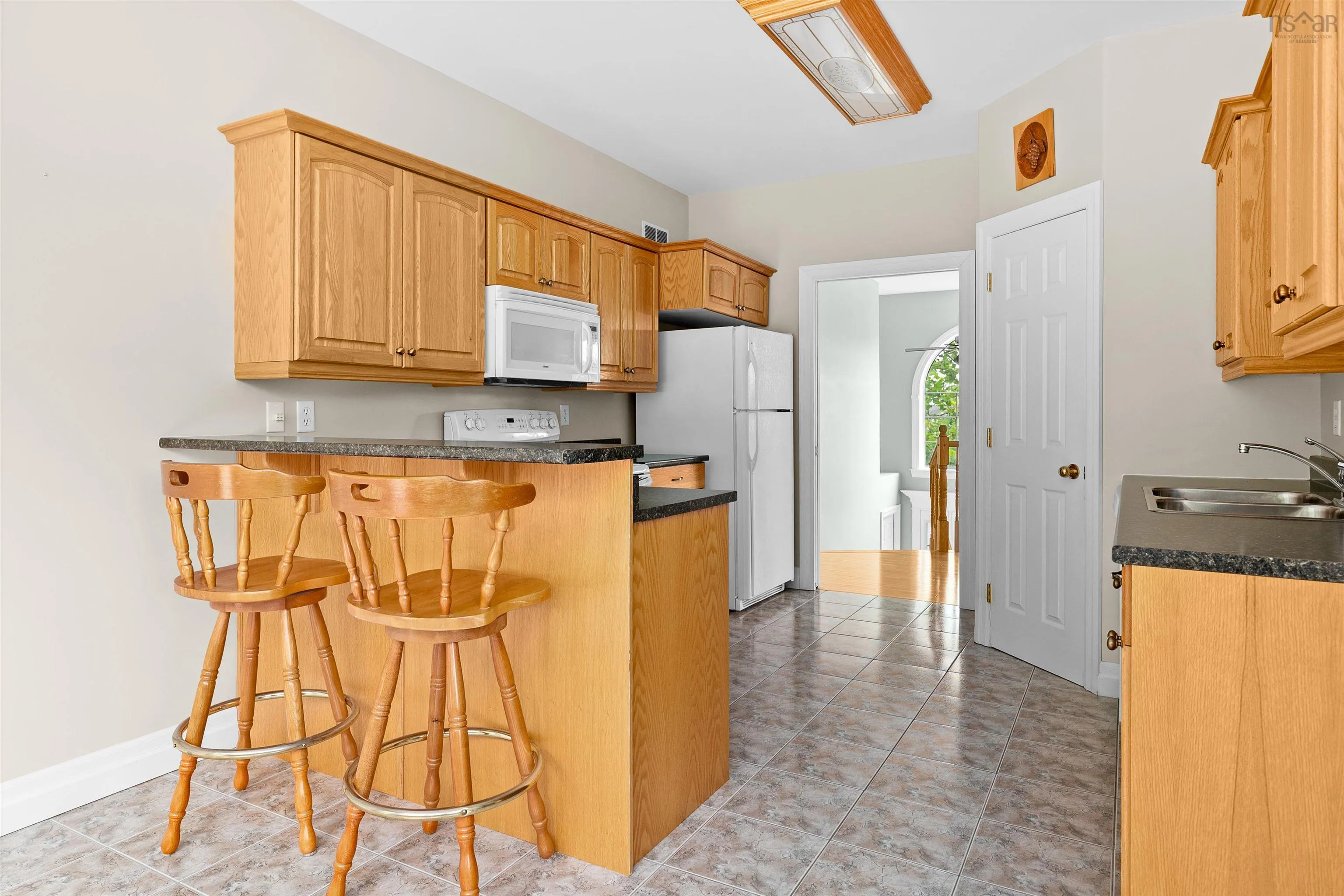 314 Portland Hills Drive, Dartmouth, NS B2W 6R3, 4 Bedrooms Bedrooms, ,3 BathroomsBathrooms,Residential,For Sale,Portland Hills,202520563