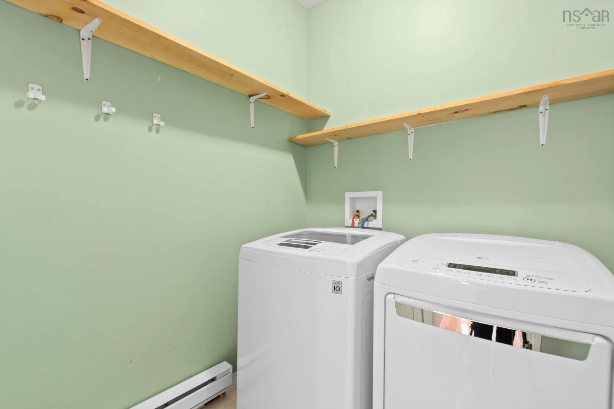 48 Irving Street, Woodside, NS B2W 1K2, 3 Bedrooms Bedrooms, ,2 BathroomsBathrooms,Residential,For Sale,Irving,202522320