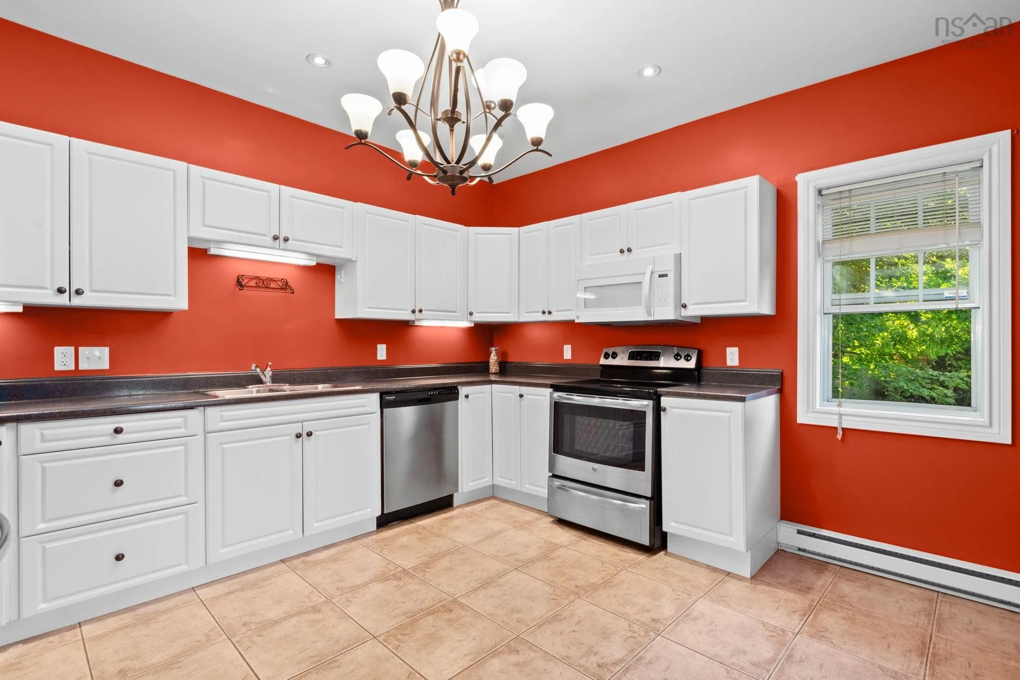 48 Irving Street, Woodside, NS B2W 1K2, 3 Bedrooms Bedrooms, ,2 BathroomsBathrooms,Residential,For Sale,Irving,202522320