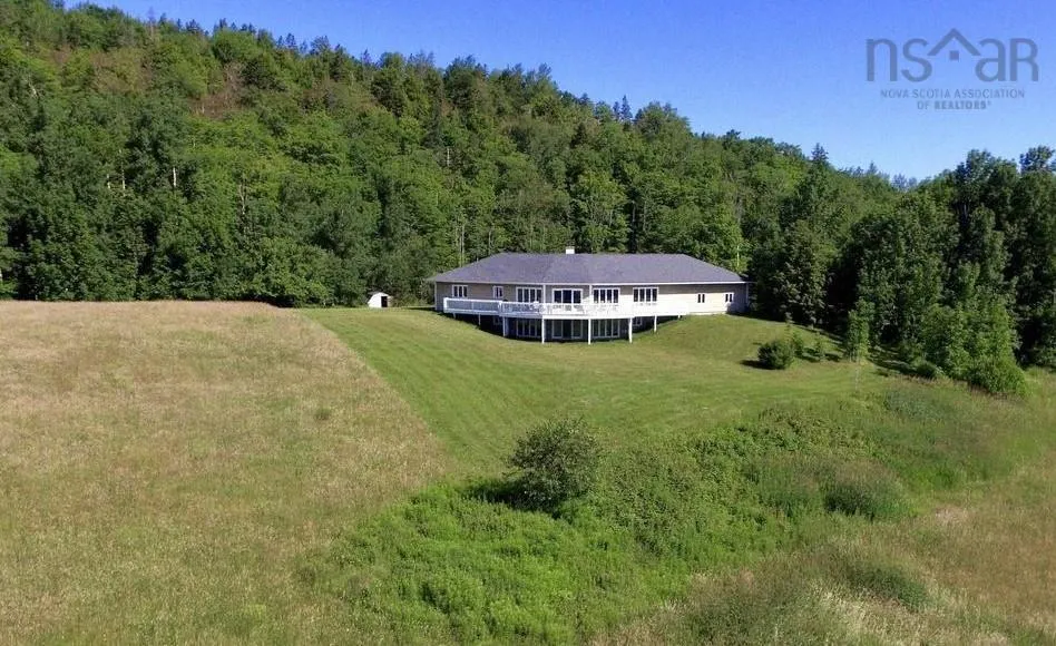 1379 Highway 362, Victoria Vale, NS B0S 1P0, 4 Bedrooms Bedrooms, ,3 BathroomsBathrooms,Residential,For Sale,Highway 362,202513184