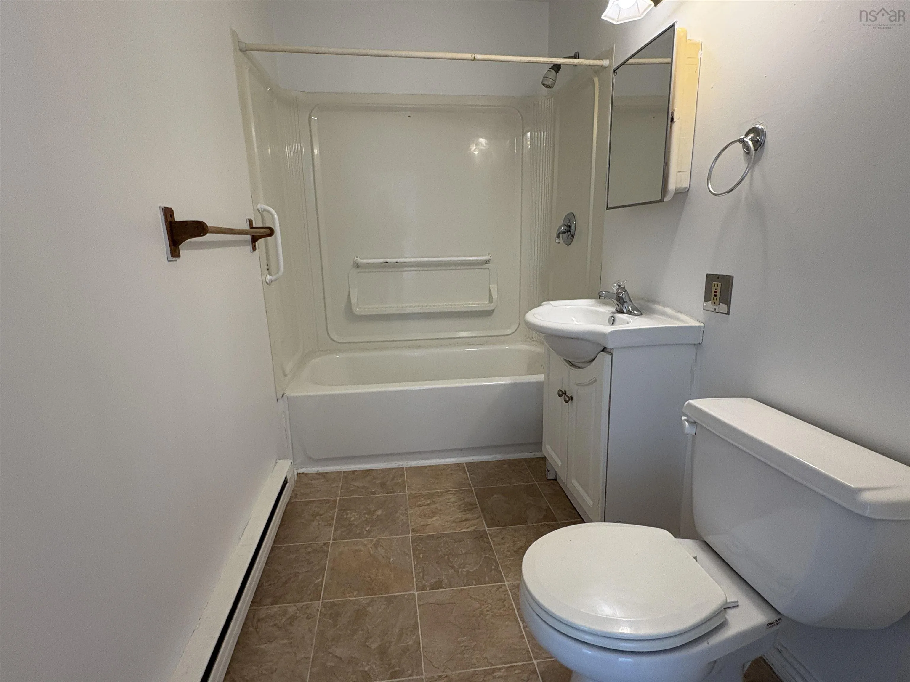 112 Poplar Street, Pictou, NS B0K 1H0, 2 Bedrooms Bedrooms, ,1 BathroomBathrooms,Residential,For Sale,Poplar,202521788