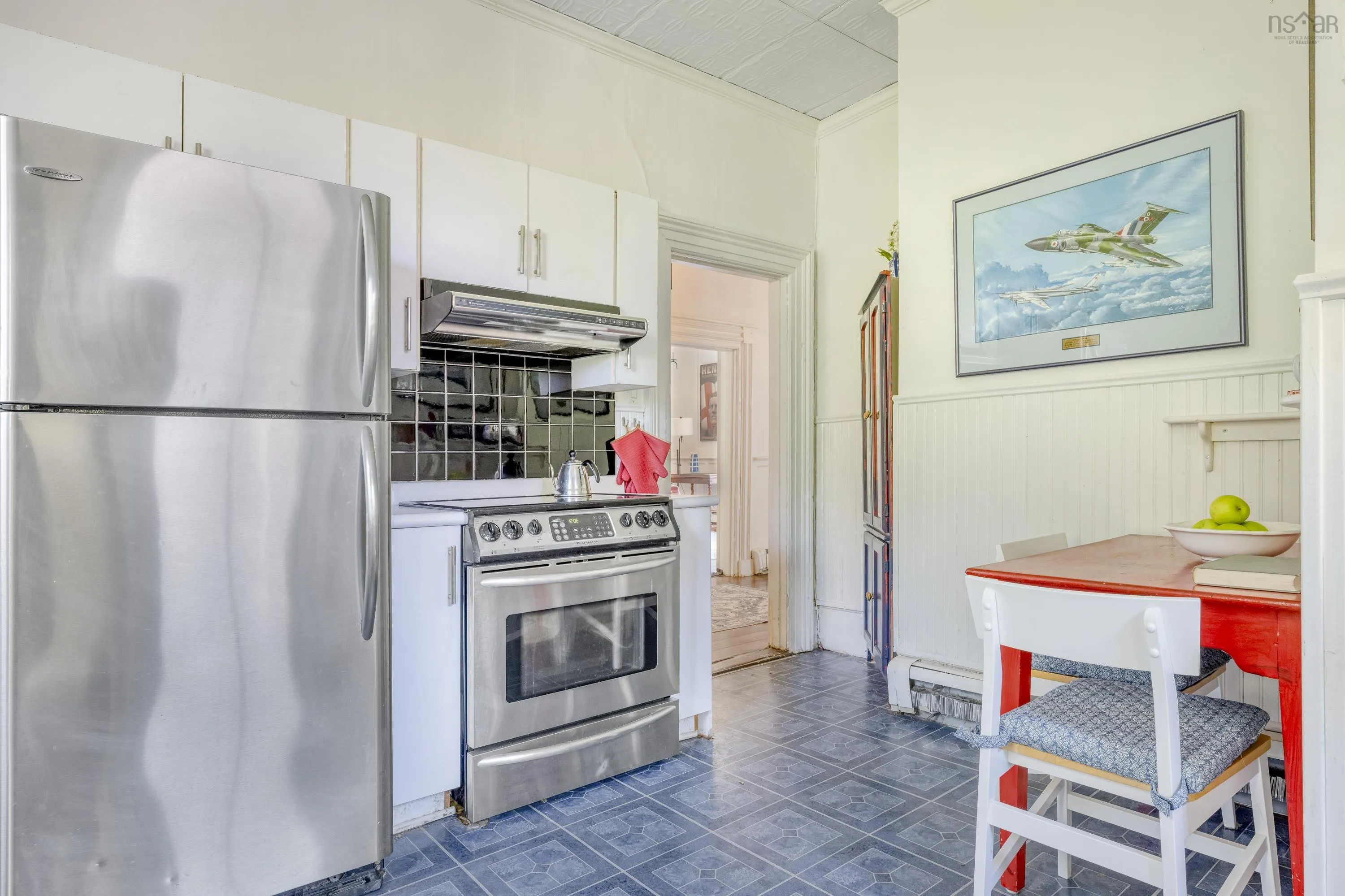 177 York Street, Lunenburg, NS B0J 2C0, 4 Bedrooms Bedrooms, ,2 BathroomsBathrooms,Residential,For Sale,York,202520892