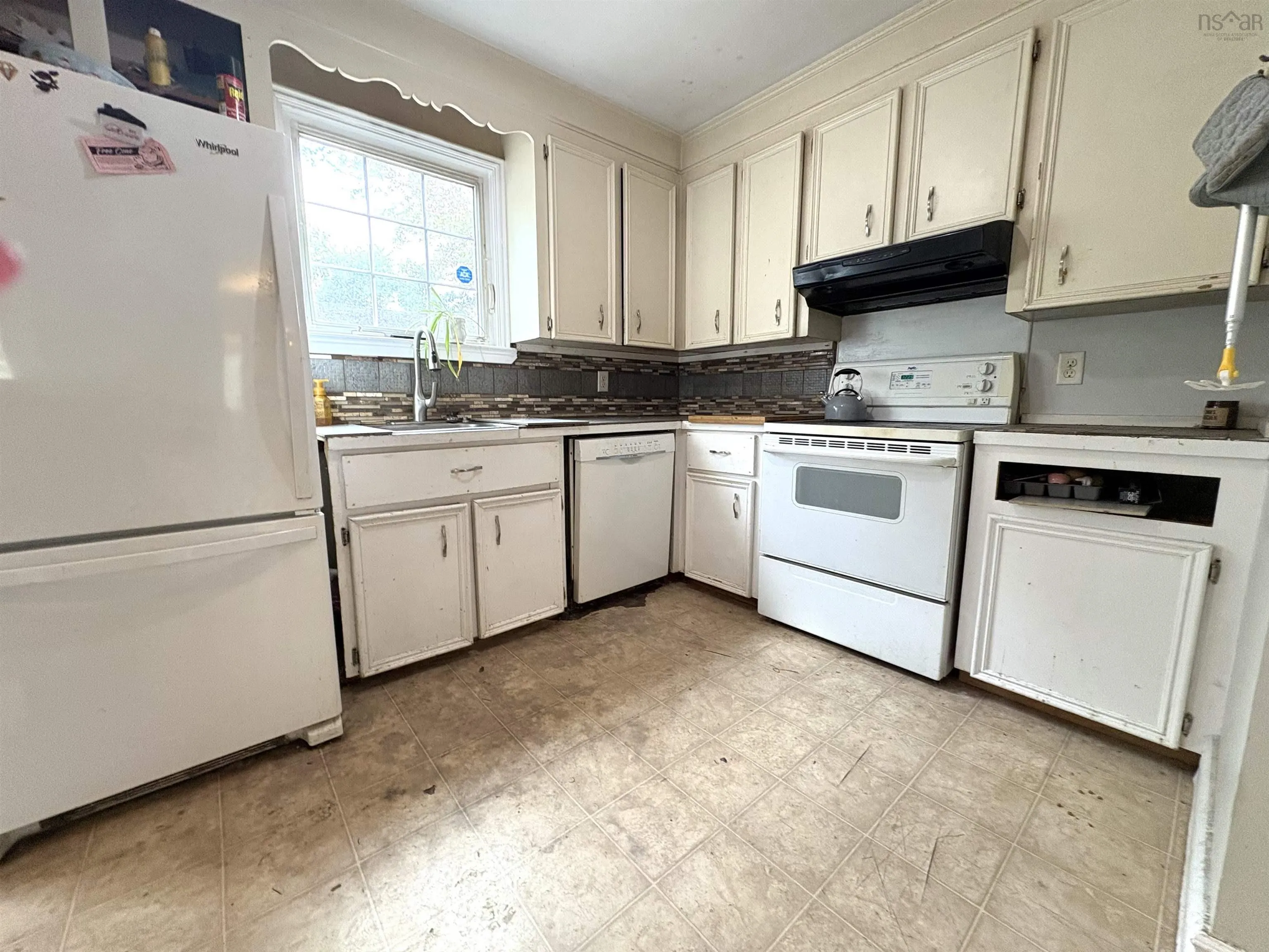 32 Apollo Court, Halifax, NS B3M 1H1, 3 Bedrooms Bedrooms, ,2 BathroomsBathrooms,Residential,For Sale,Apollo,202525537