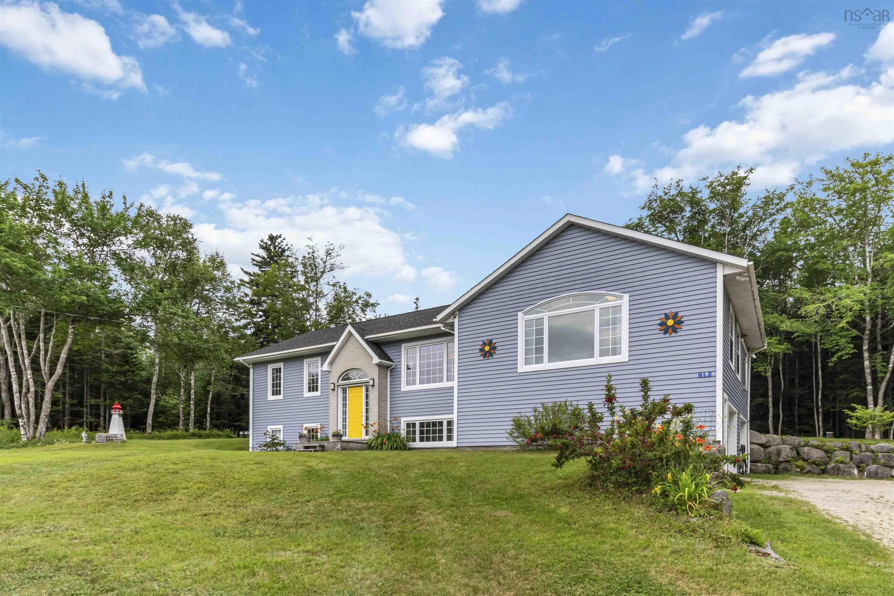 19 Mona Marie Lane, Fox Point, NS B0J 1T0, 3 Bedrooms Bedrooms, ,2 BathroomsBathrooms,Residential,For Sale,Mona Marie,202518015