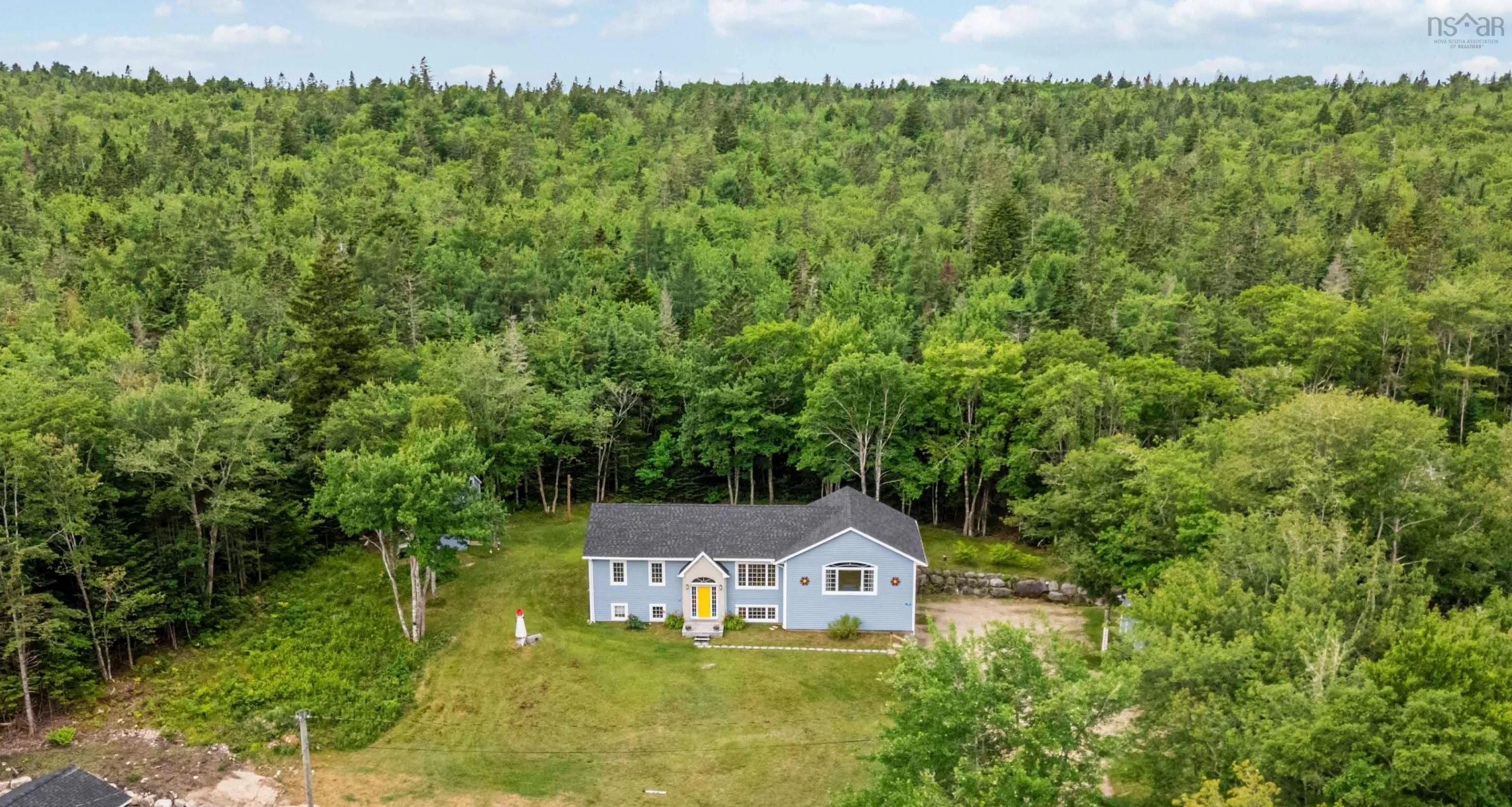 19 Mona Marie Lane, Fox Point, NS B0J 1T0, 3 Bedrooms Bedrooms, ,2 BathroomsBathrooms,Residential,For Sale,Mona Marie,202518015