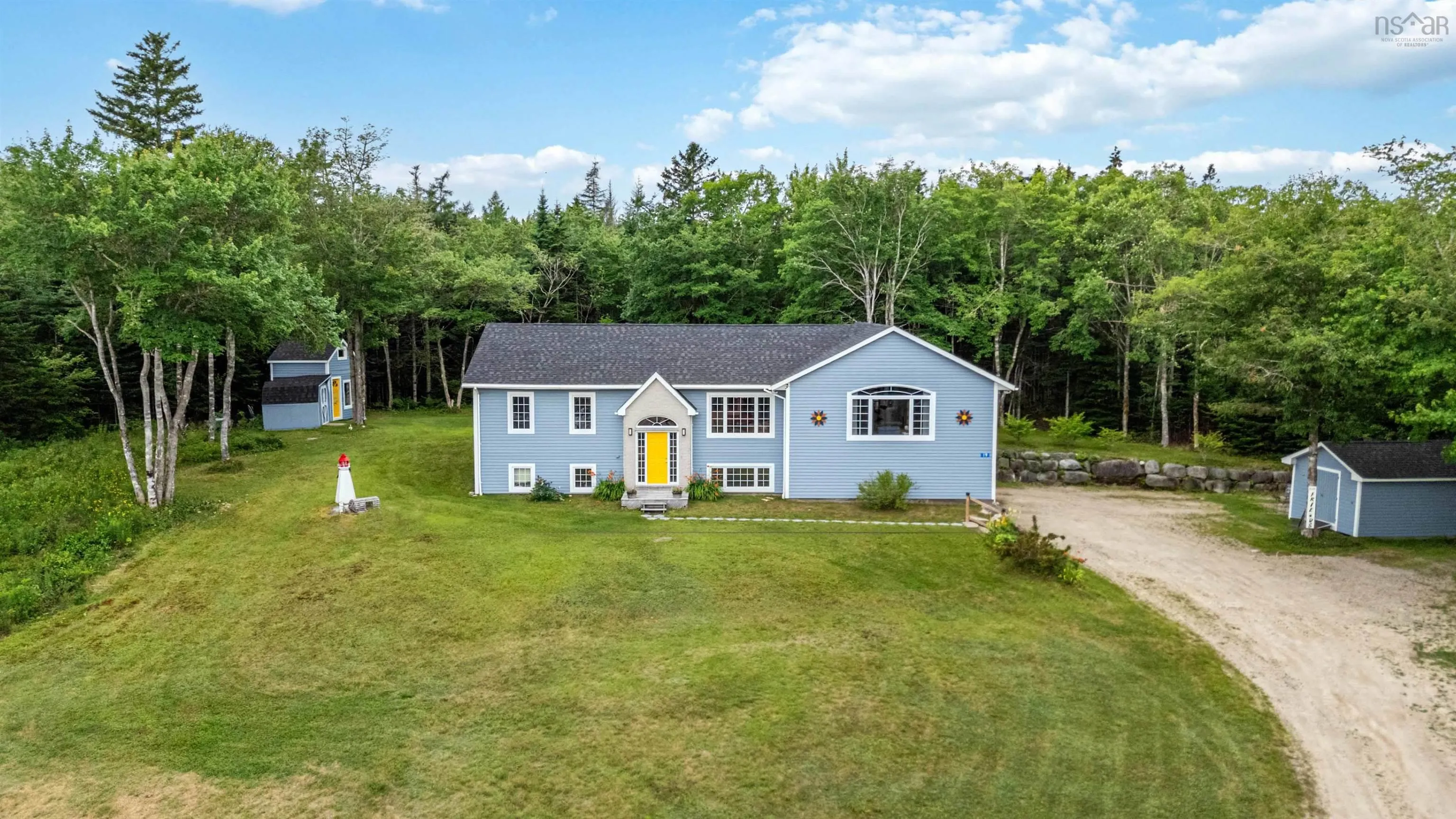 19 Mona Marie Lane, Fox Point, NS B0J 1T0, 3 Bedrooms Bedrooms, ,2 BathroomsBathrooms,Residential,For Sale,Mona Marie,202518015