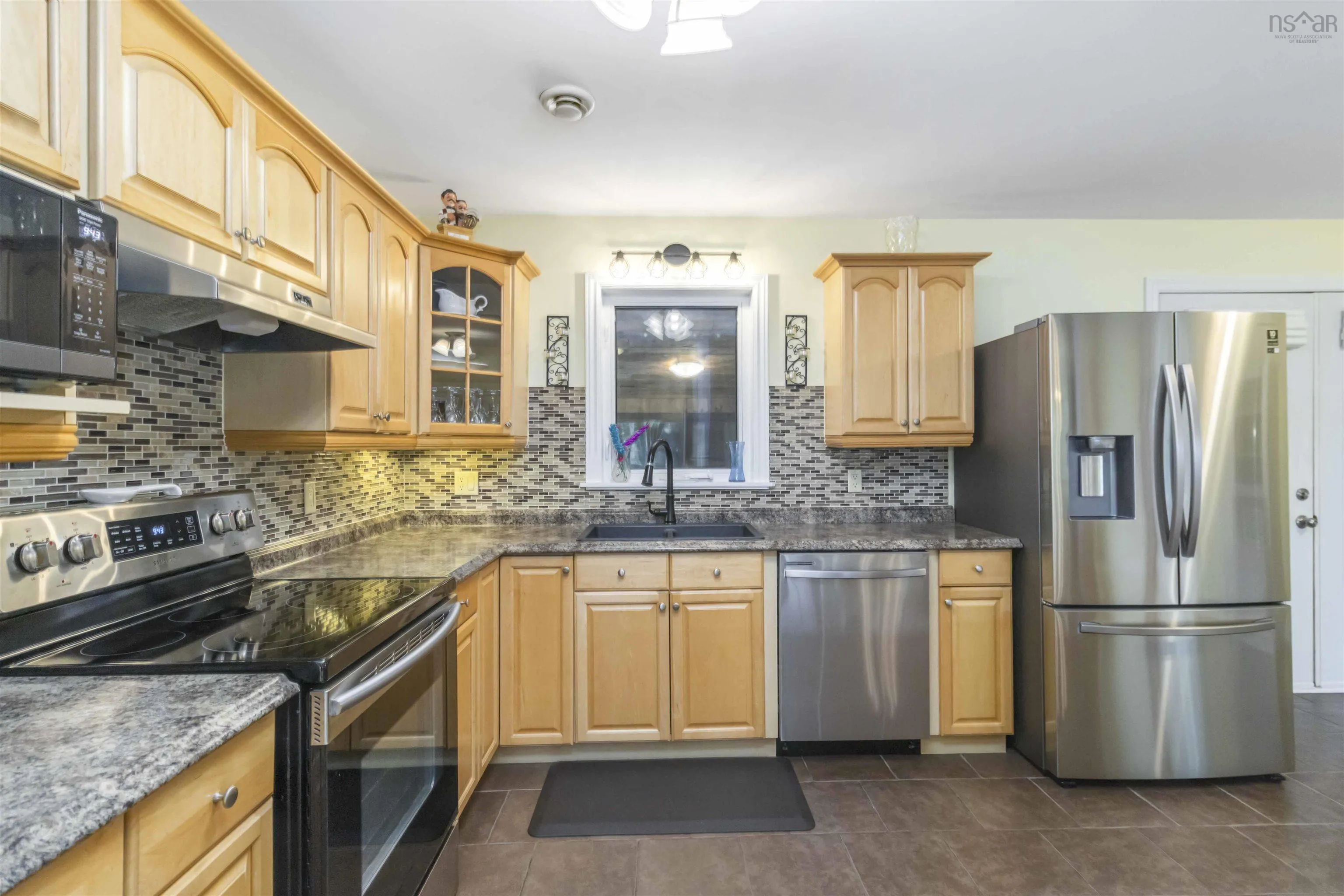 19 Mona Marie Lane, Fox Point, NS B0J 1T0, 3 Bedrooms Bedrooms, ,2 BathroomsBathrooms,Residential,For Sale,Mona Marie,202518015