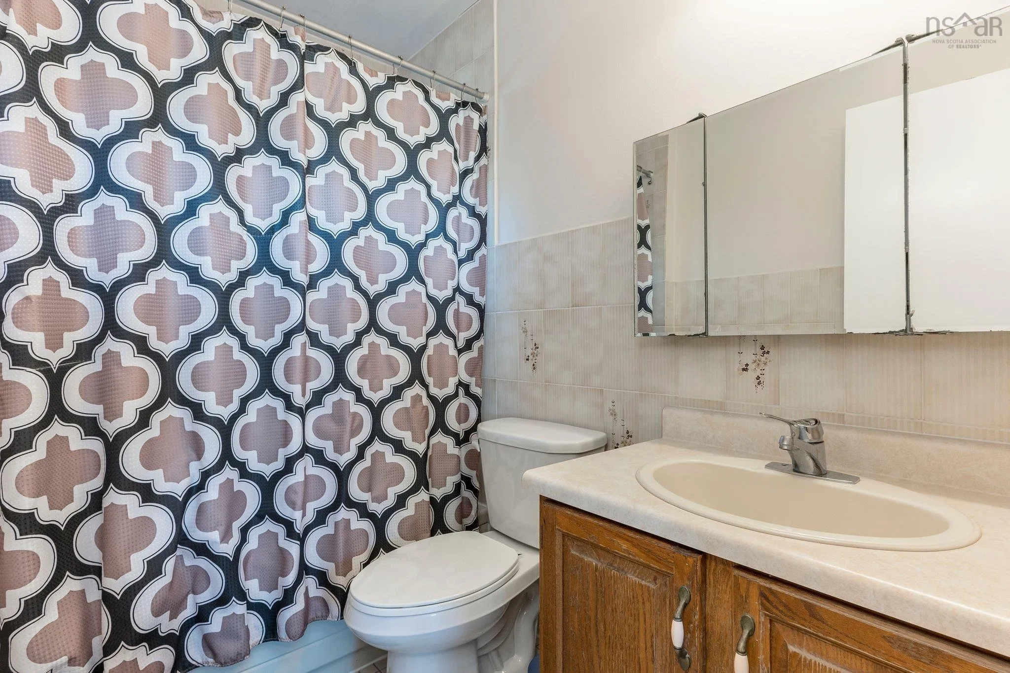 6926 - 6932 Mumford Road, Halifax Ns B3l 2h5, 9 Bedrooms Bedrooms, ,Residential Income,For Sale,Mumford,202424995