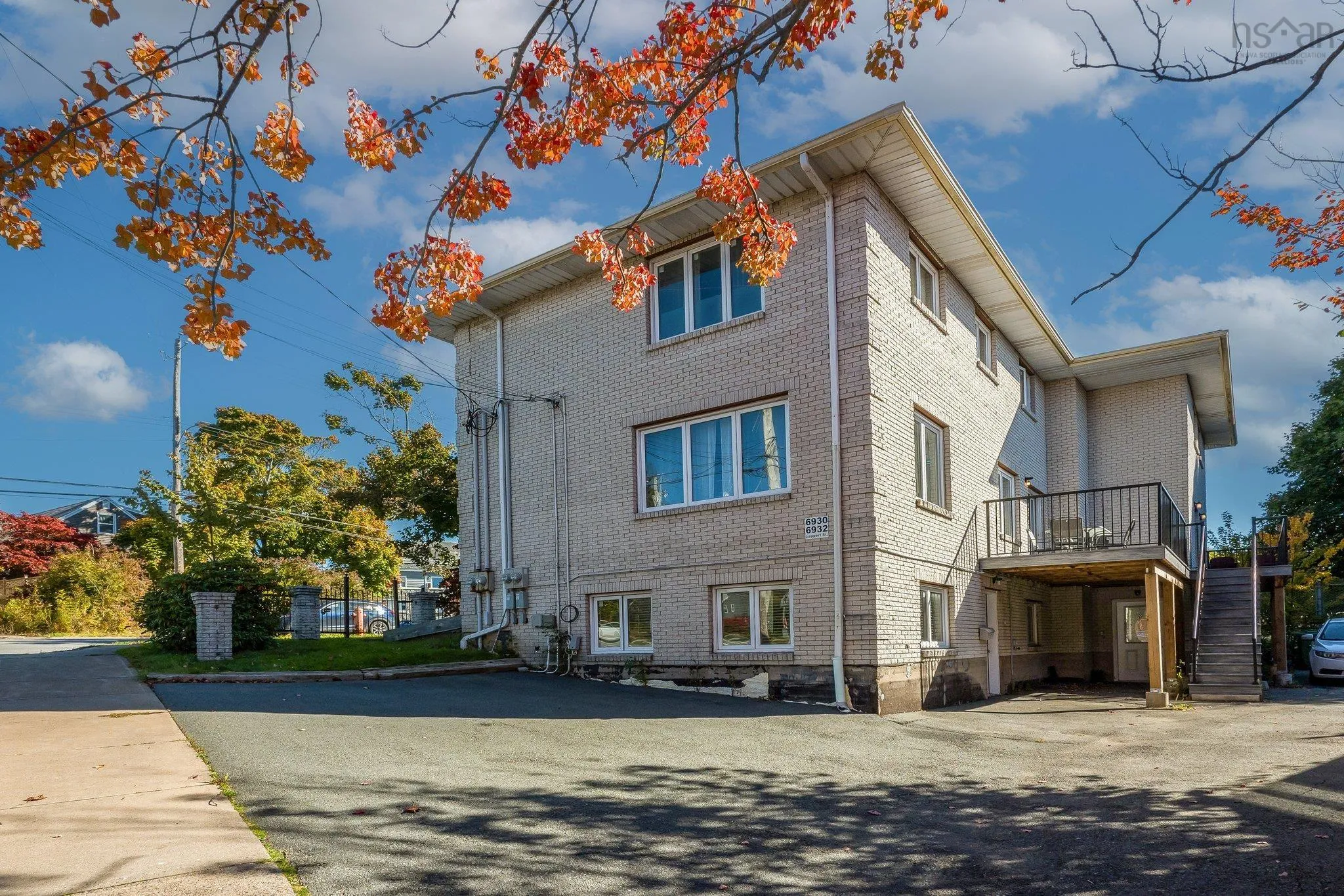 6926 - 6932 Mumford Road, Halifax Ns B3l 2h5, 9 Bedrooms Bedrooms, ,Residential Income,For Sale,Mumford,202424995
