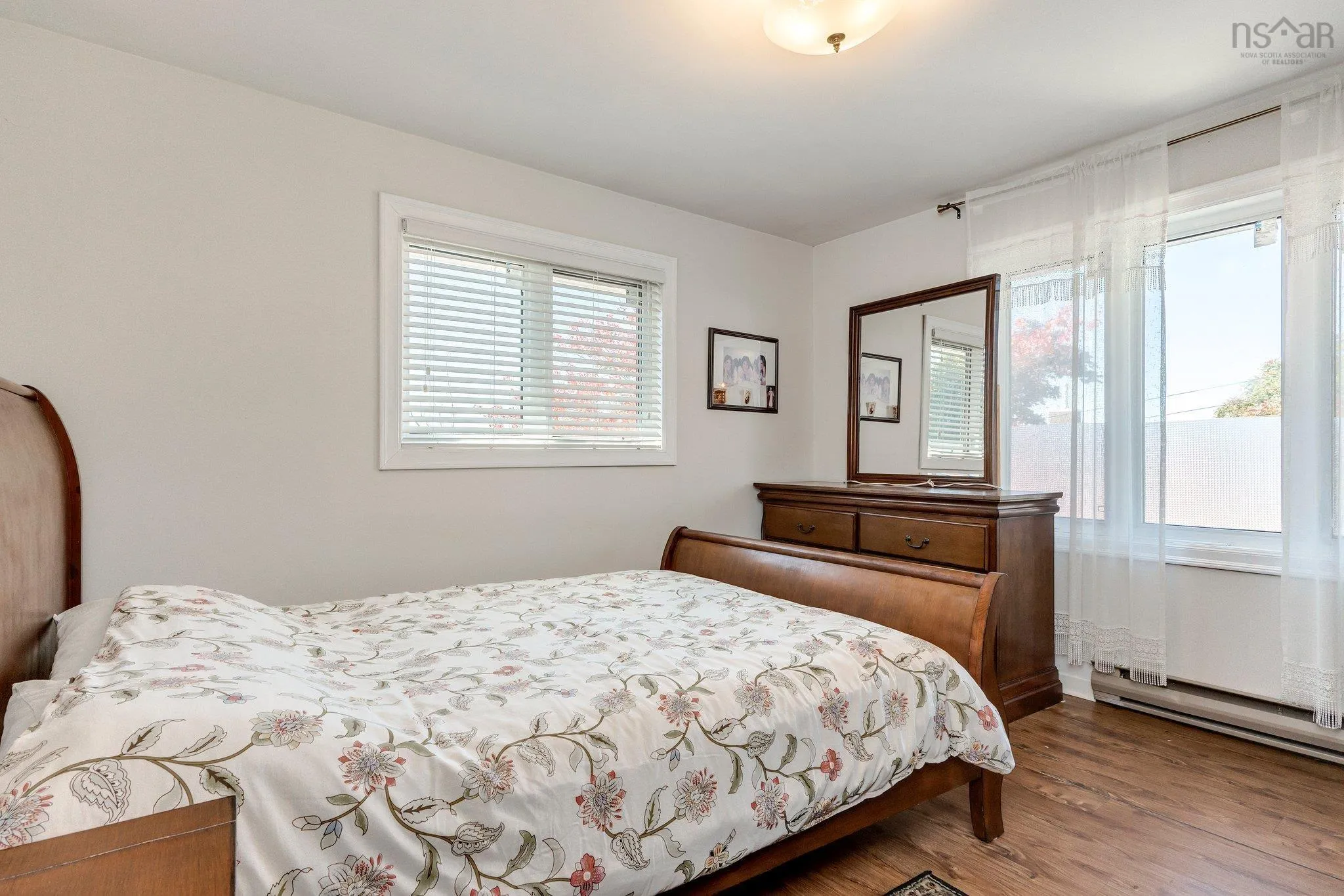 6926 - 6932 Mumford Road, Halifax Ns B3l 2h5, 9 Bedrooms Bedrooms, ,Residential Income,For Sale,Mumford,202424995