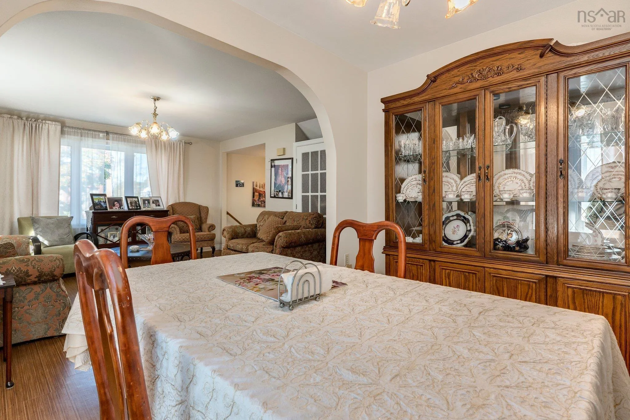 6926 - 6932 Mumford Road, Halifax Ns B3l 2h5, 9 Bedrooms Bedrooms, ,Residential Income,For Sale,Mumford,202424995