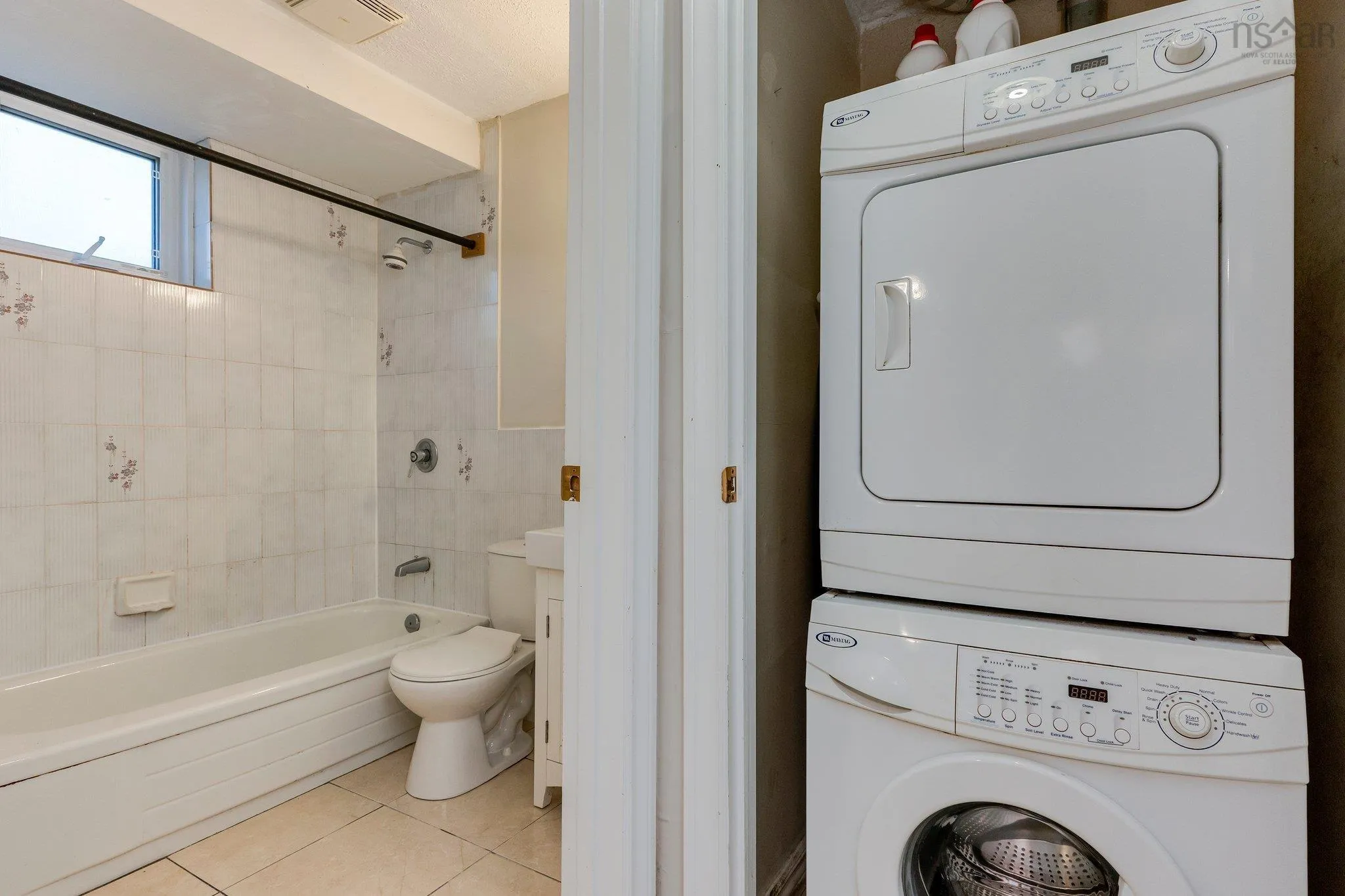 6926 - 6932 Mumford Road, Halifax Ns B3l 2h5, 9 Bedrooms Bedrooms, ,Residential Income,For Sale,Mumford,202424995