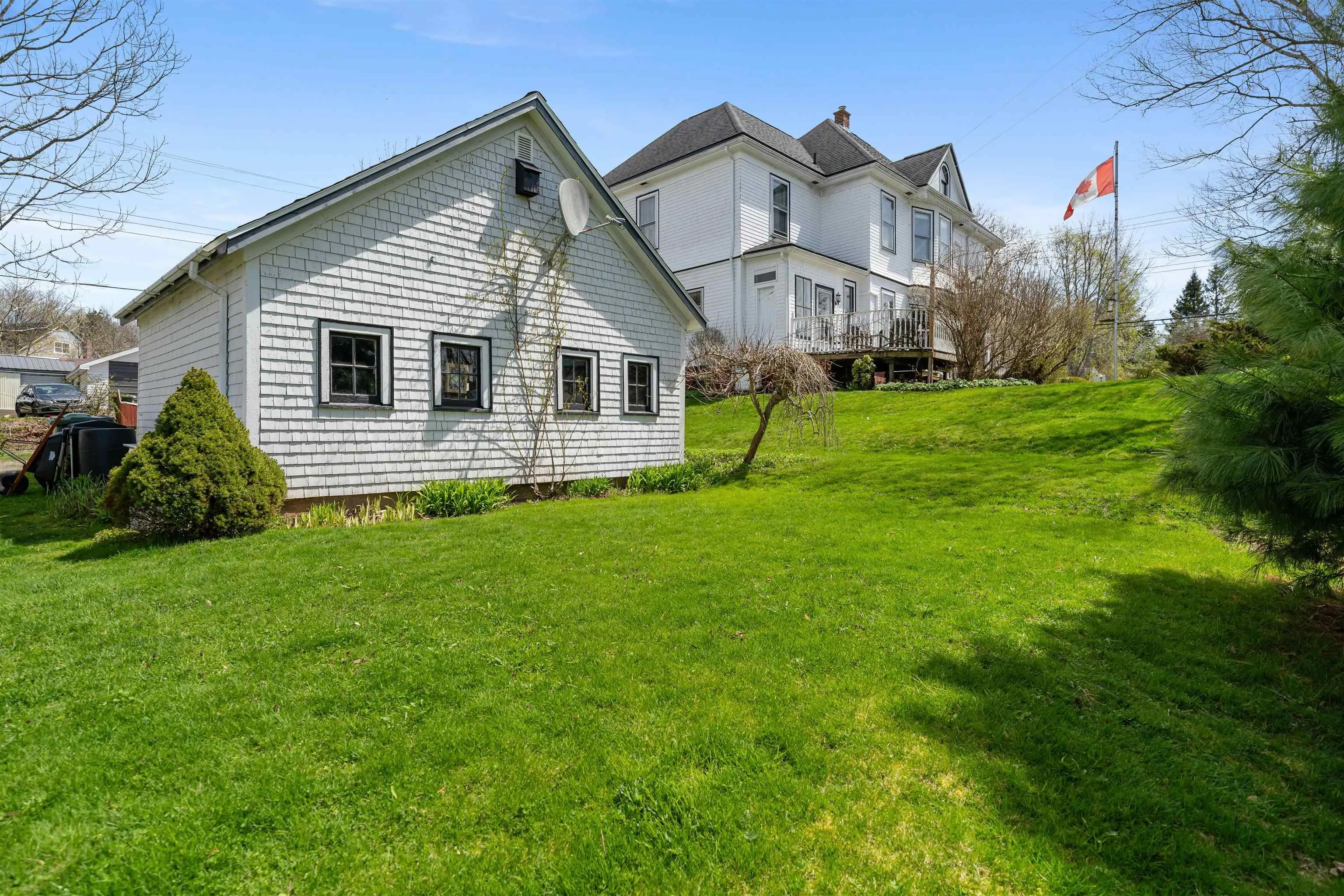 138 Main Street, Stewiacke Ns B0n 2j0, 4 Bedrooms Bedrooms, ,4 BathroomsBathrooms,Residential,For Sale,Main,202510364