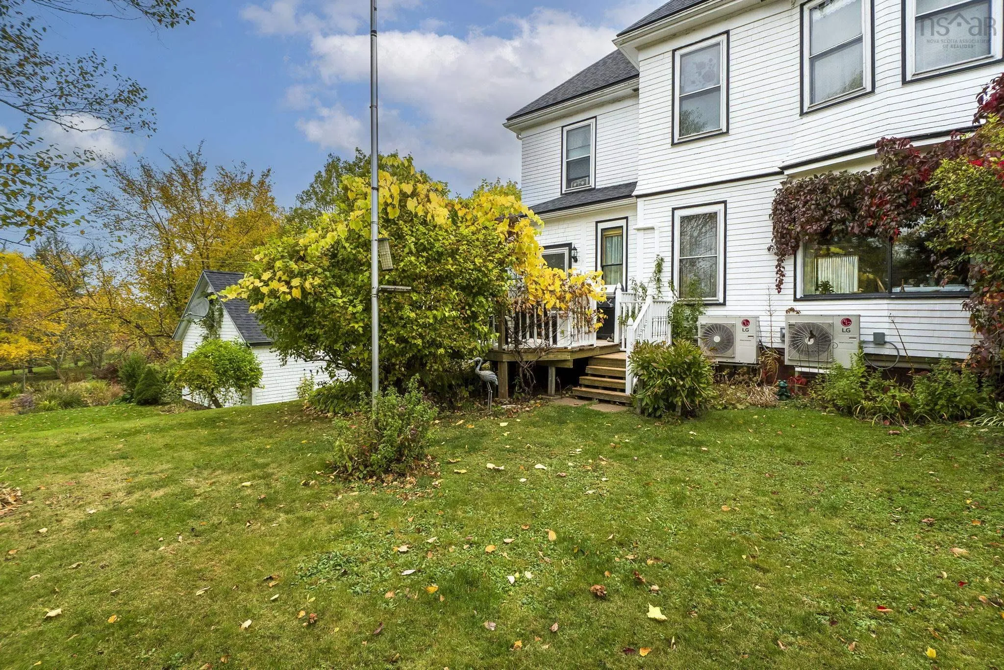 138 Main Street, Stewiacke Ns B0n 2j0, 4 Bedrooms Bedrooms, ,4 BathroomsBathrooms,Residential,For Sale,Main,202510364