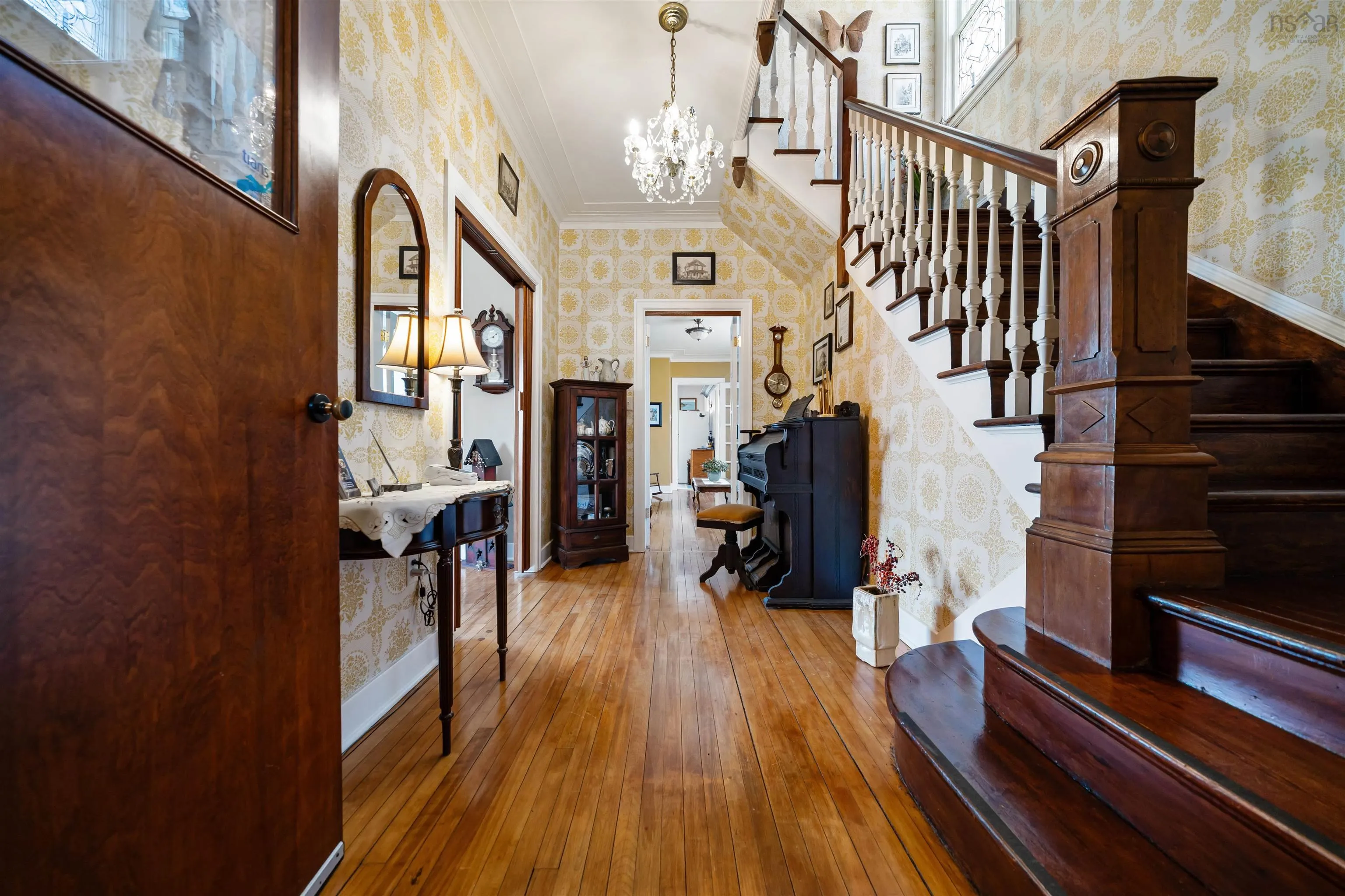 138 Main Street, Stewiacke Ns B0n 2j0, 4 Bedrooms Bedrooms, ,4 BathroomsBathrooms,Residential,For Sale,Main,202510364
