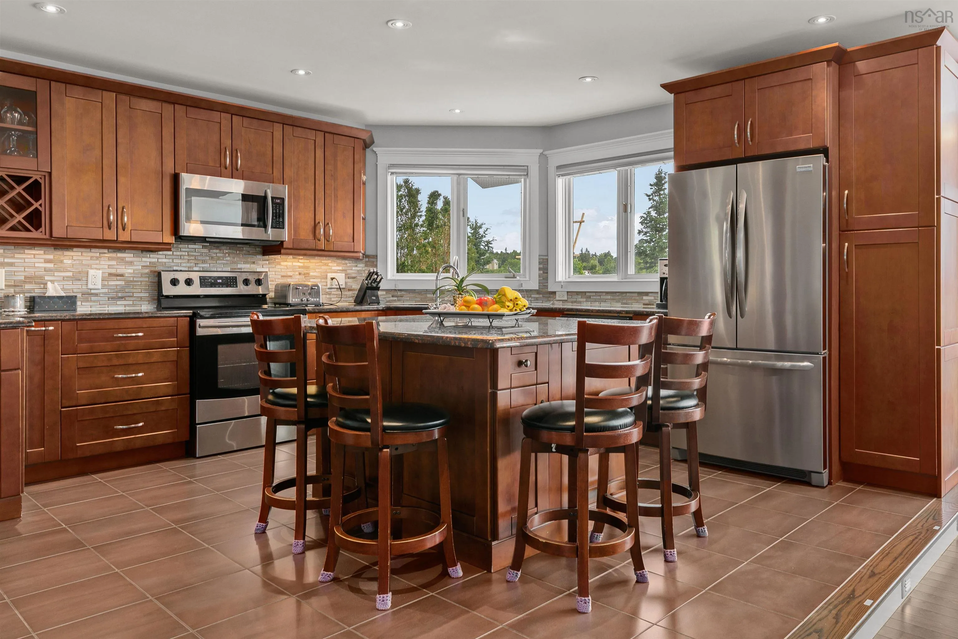 54 Bayview Drive, Hacketts Cove, NS B3Z 3J9, 5 Bedrooms Bedrooms, ,6 BathroomsBathrooms,Residential,For Sale,Bayview,202520271