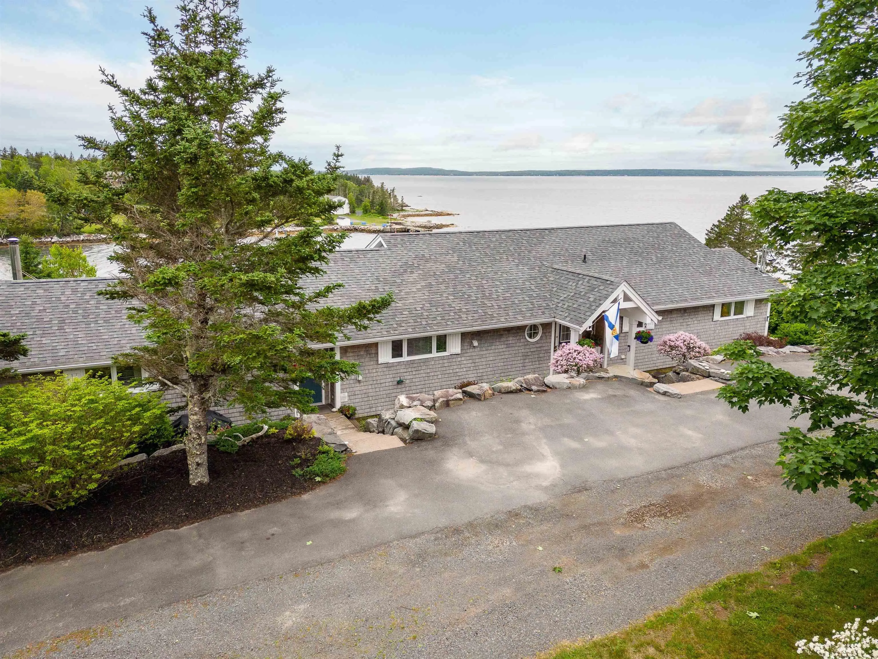 54 Bayview Drive, Hacketts Cove, NS B3Z 3J9, 5 Bedrooms Bedrooms, ,6 BathroomsBathrooms,Residential,For Sale,Bayview,202520271