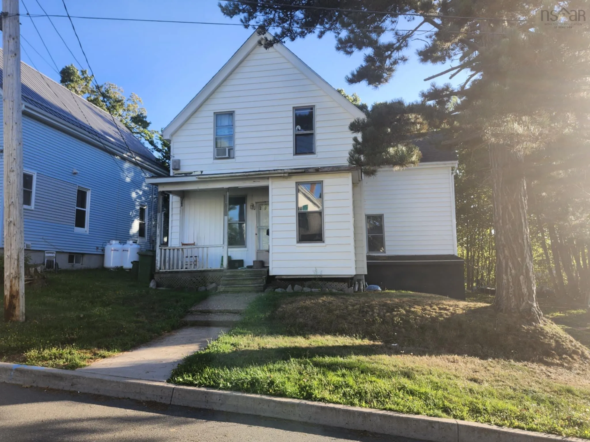 220 Oak Street, New Glasgow, NS B2H 4H2, ,Residential Income,For Sale,Oak,202523462
