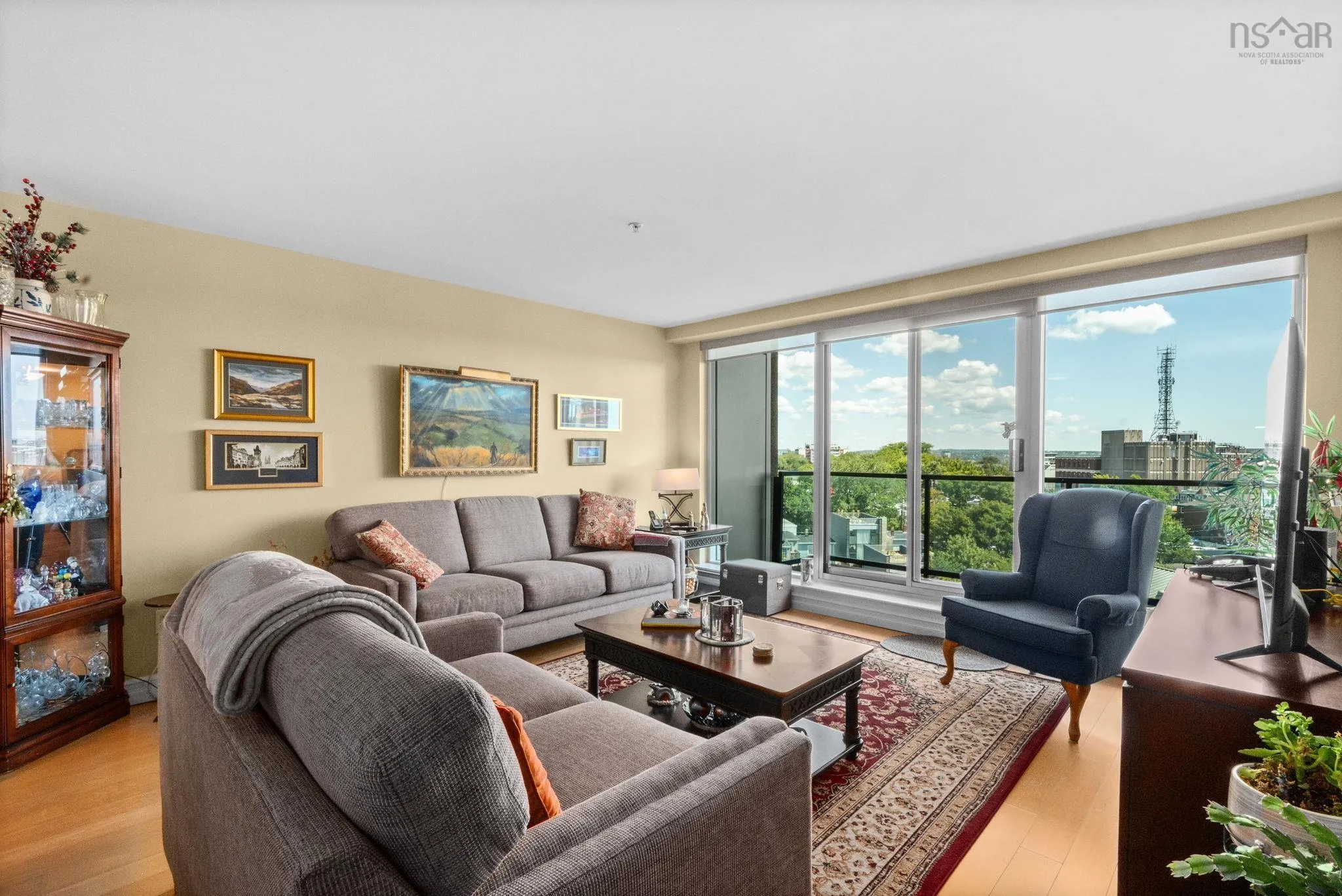 607-2677 Gladstone Street, Halifax, NS B3K 0A3, 2 Bedrooms Bedrooms, ,2 BathroomsBathrooms,Residential,For Sale,Gladstone,202521526