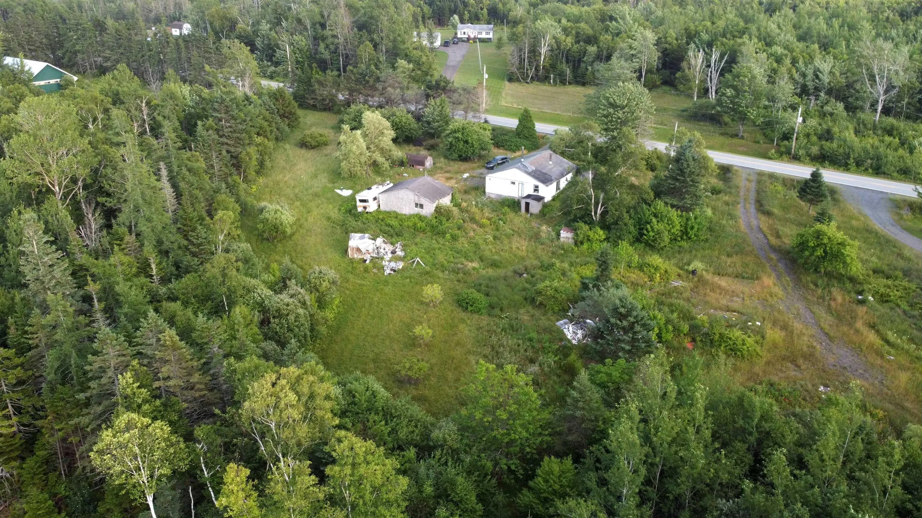 2149 Highway 215, Tennecape, NS B0N 2R0, 6 Bedrooms Bedrooms, ,1 BathroomBathrooms,Residential,For Sale,Highway 215,202518423