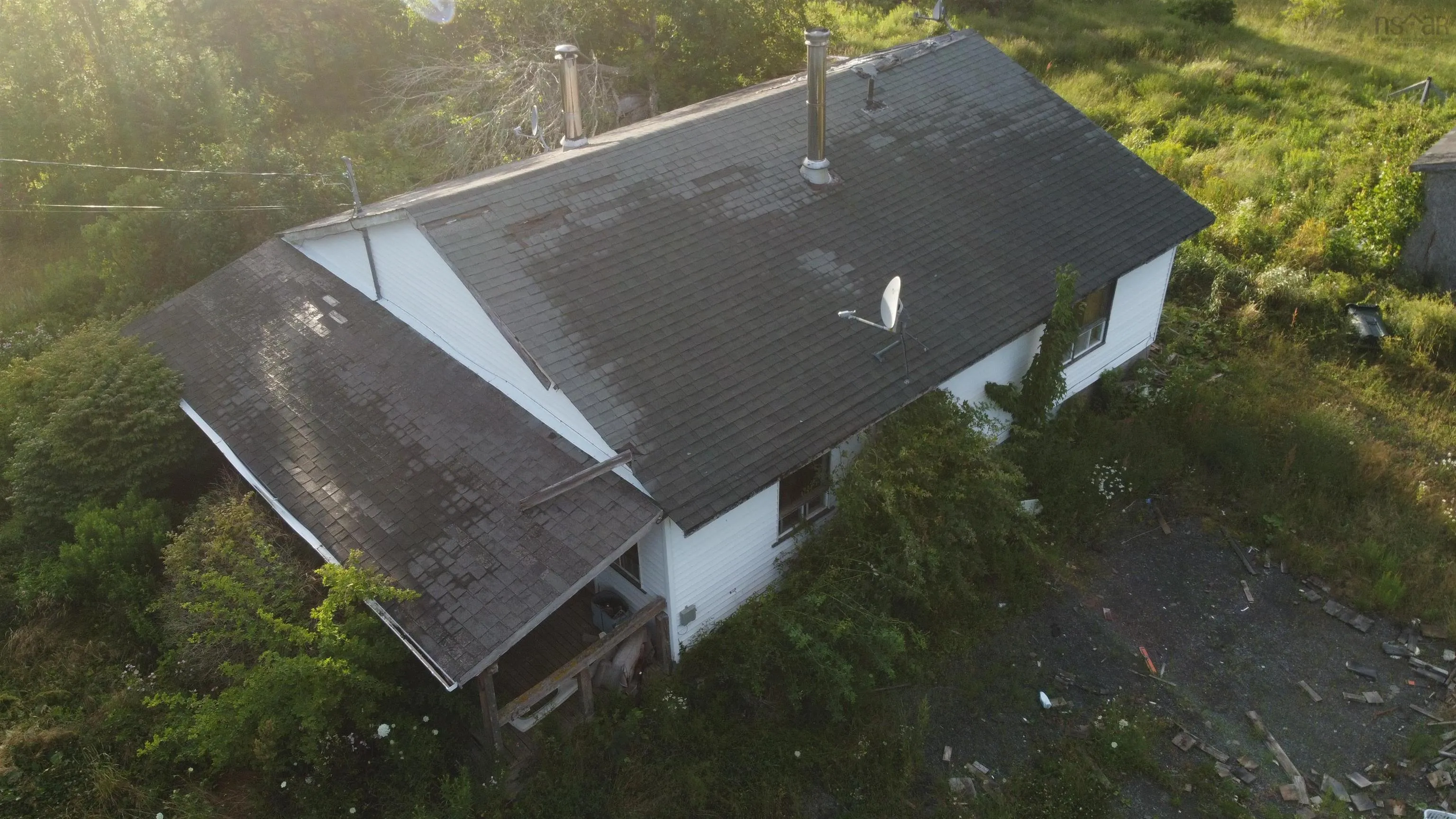 2149 Highway 215, Tennecape, NS B0N 2R0, 6 Bedrooms Bedrooms, ,1 BathroomBathrooms,Residential,For Sale,Highway 215,202518423
