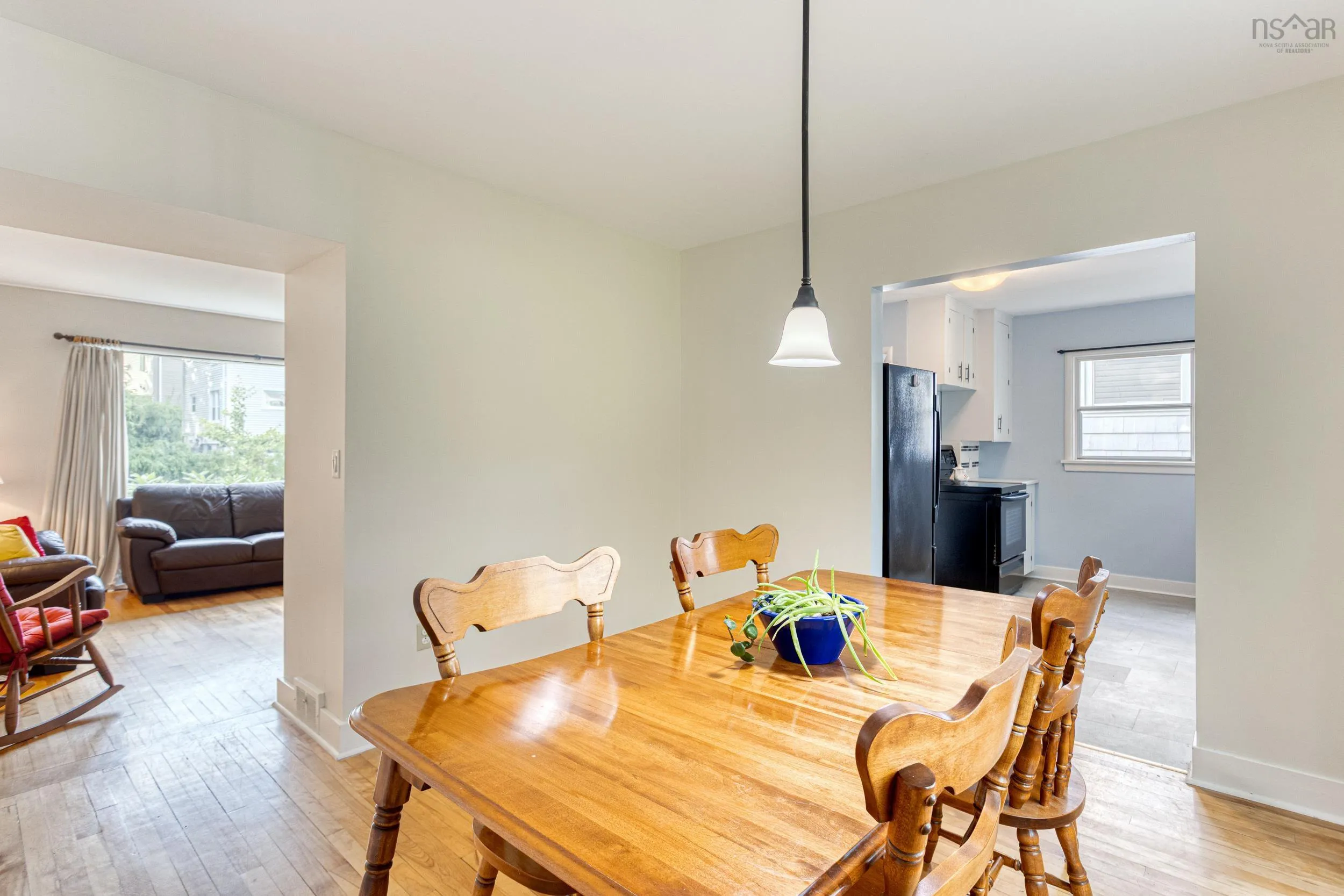 53 Milverton Road, Dartmouth, NS B2Y 0A8, 3 Bedrooms Bedrooms, ,1 BathroomBathrooms,Residential,For Sale,Milverton,202523123